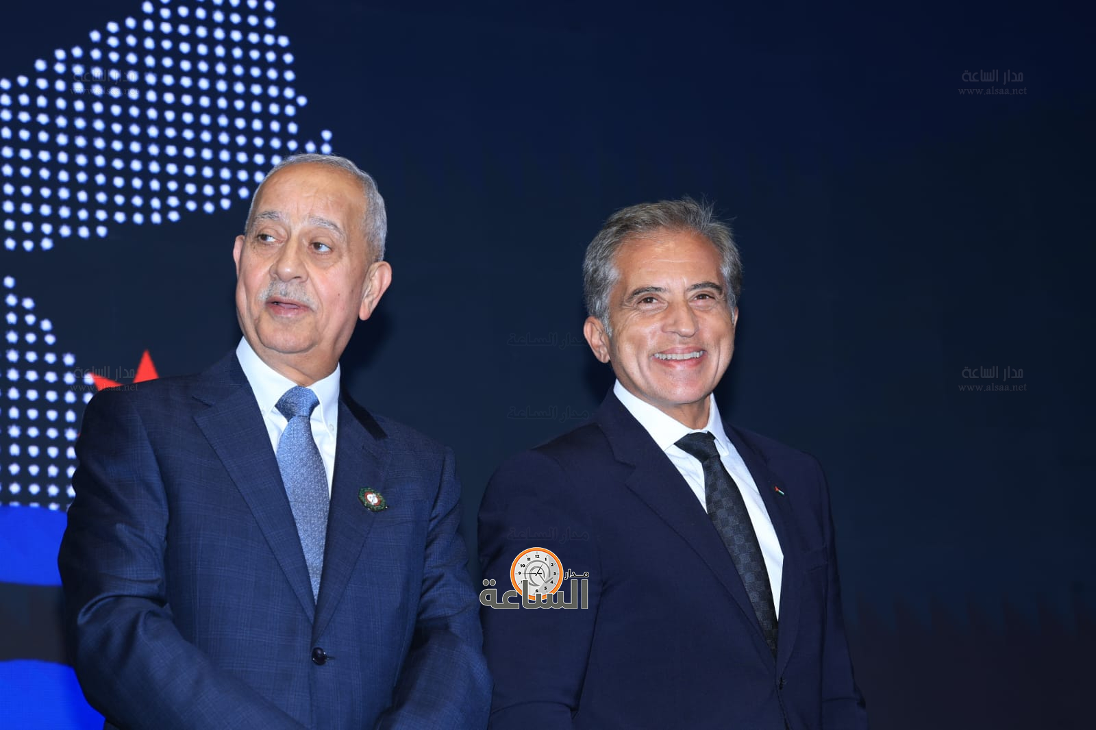 Madar Al-Saa Images 0.7850027786404579