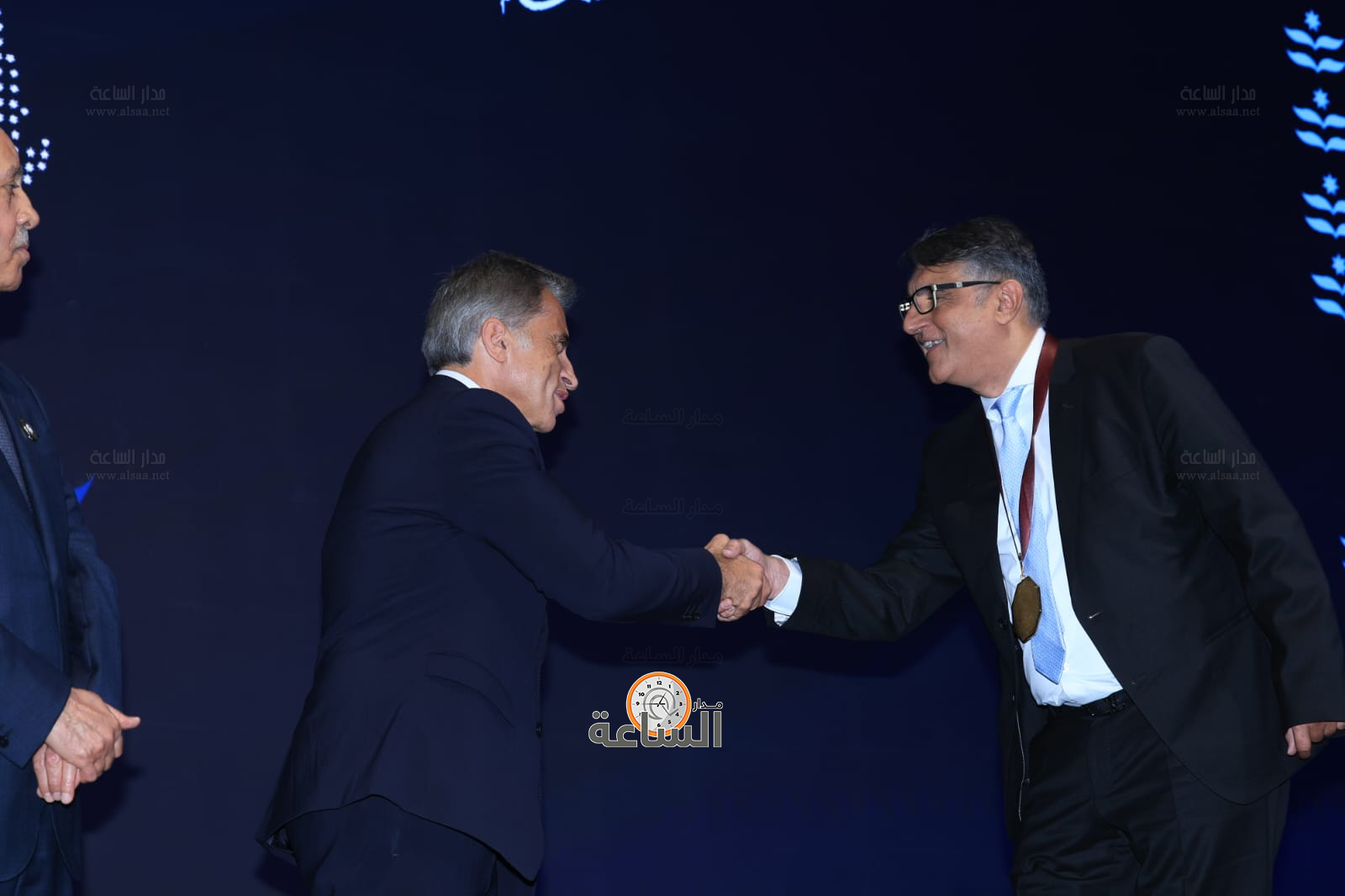 Madar Al-Saa Images 0.19300932407168547