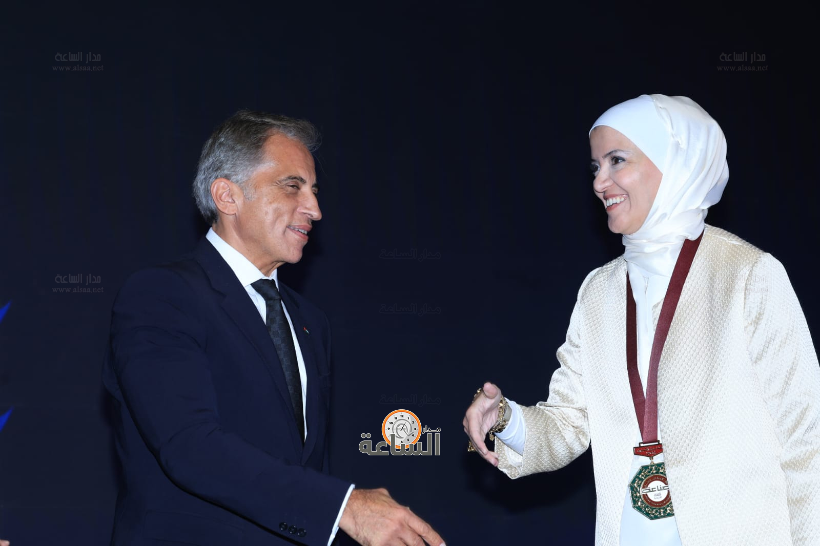 Madar Al-Saa Images 0.8380999020615439