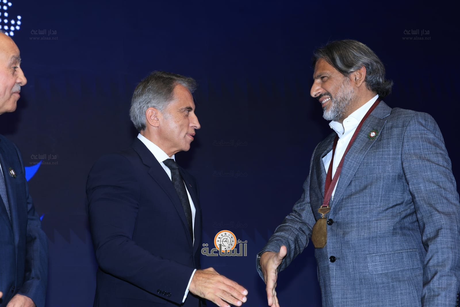 Madar Al-Saa Images 0.18636593057228512