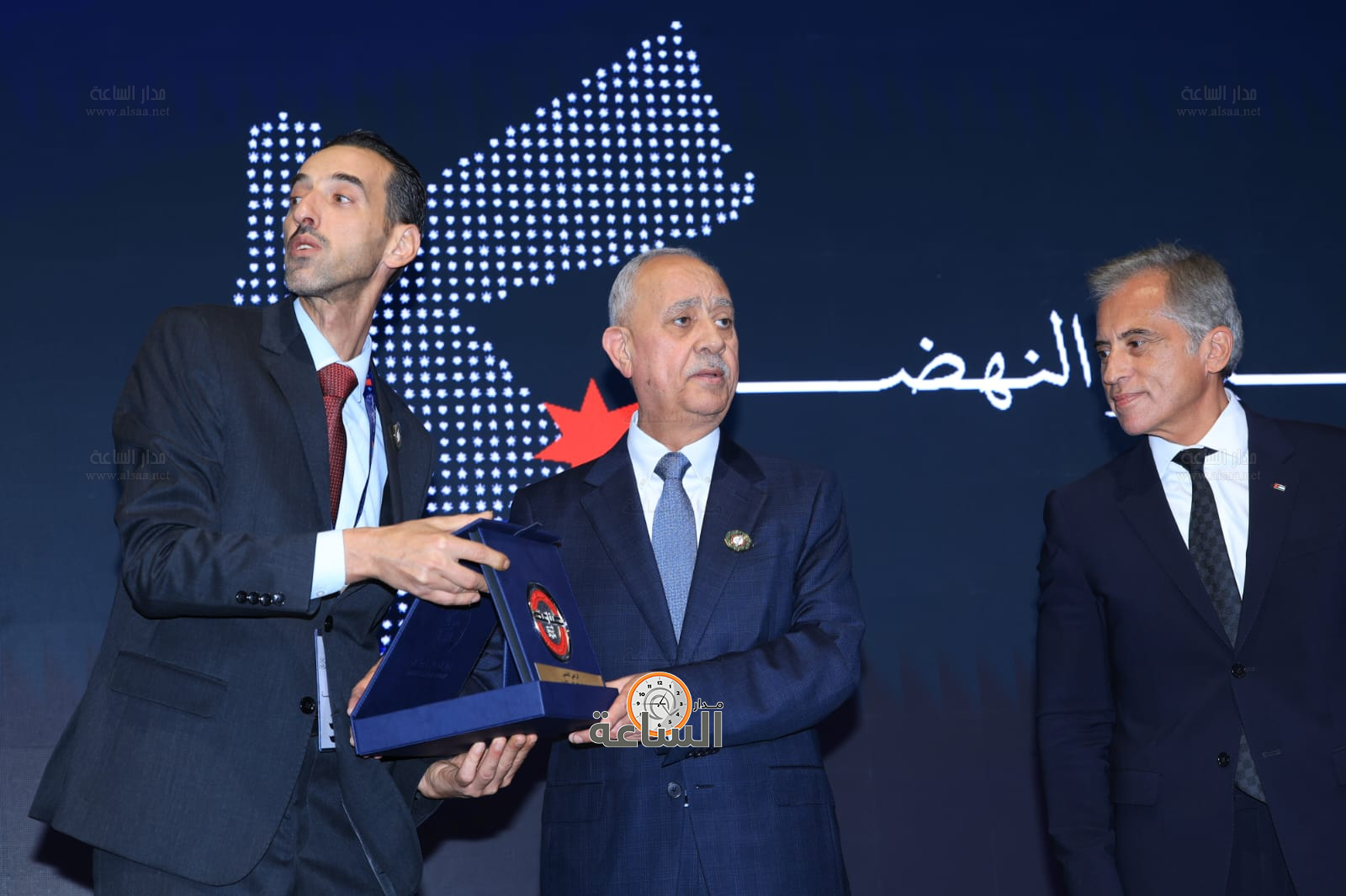 Madar Al-Saa Images 0.9348470250176159