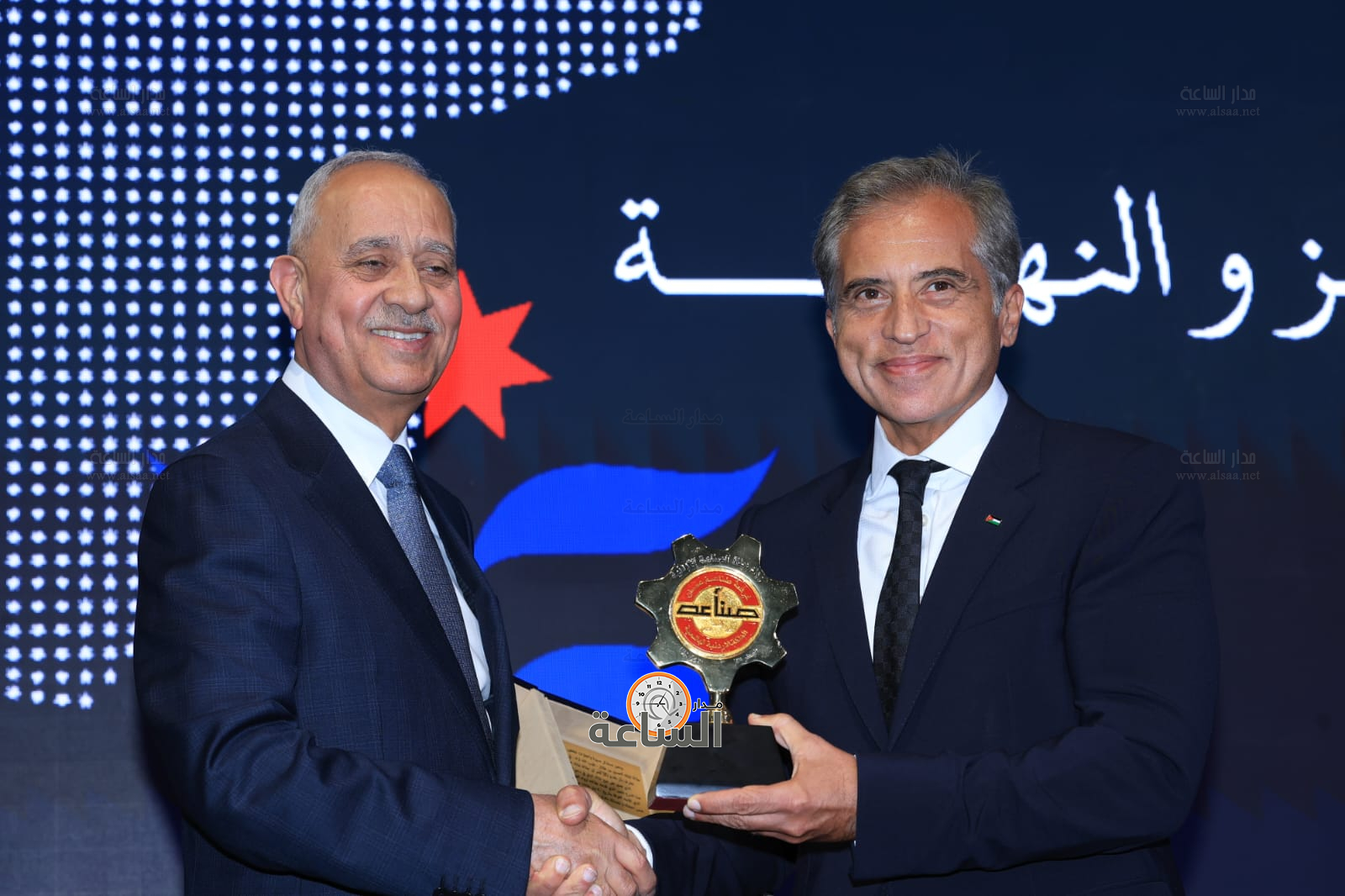 Madar Al-Saa Images 0.817396329139183