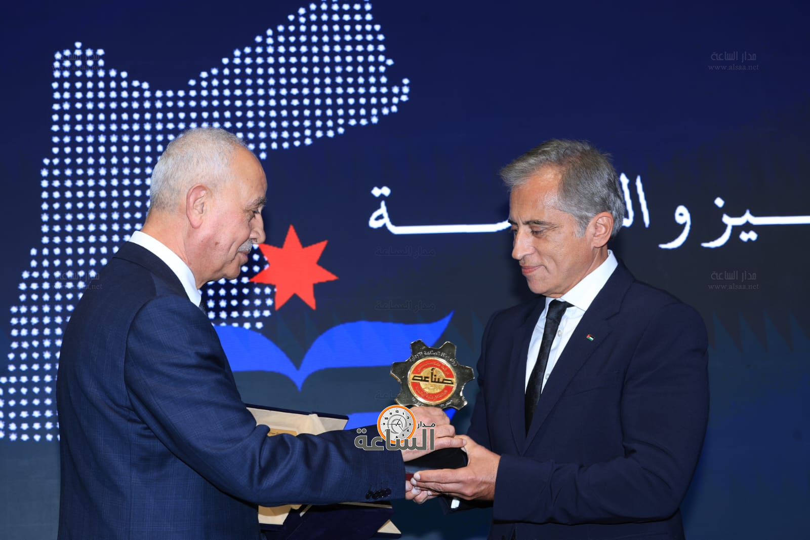 Madar Al-Saa Images 0.37261253207701905