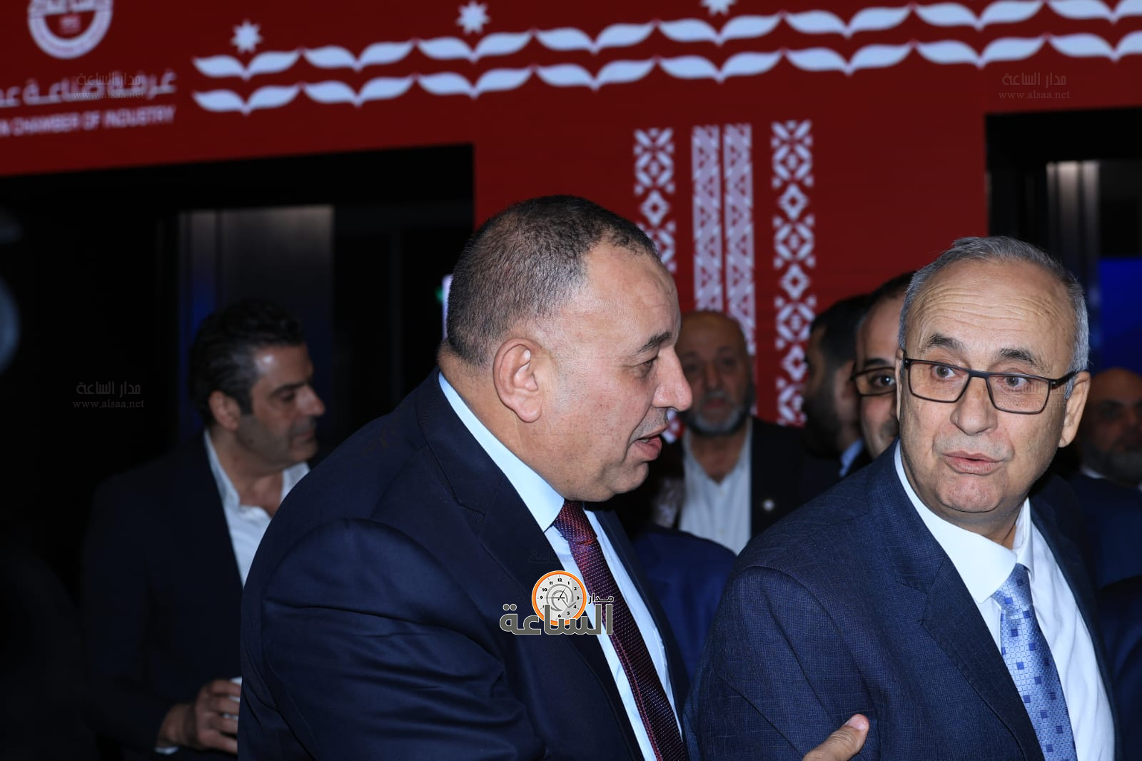 Madar Al-Saa Images 0.6373215919114785