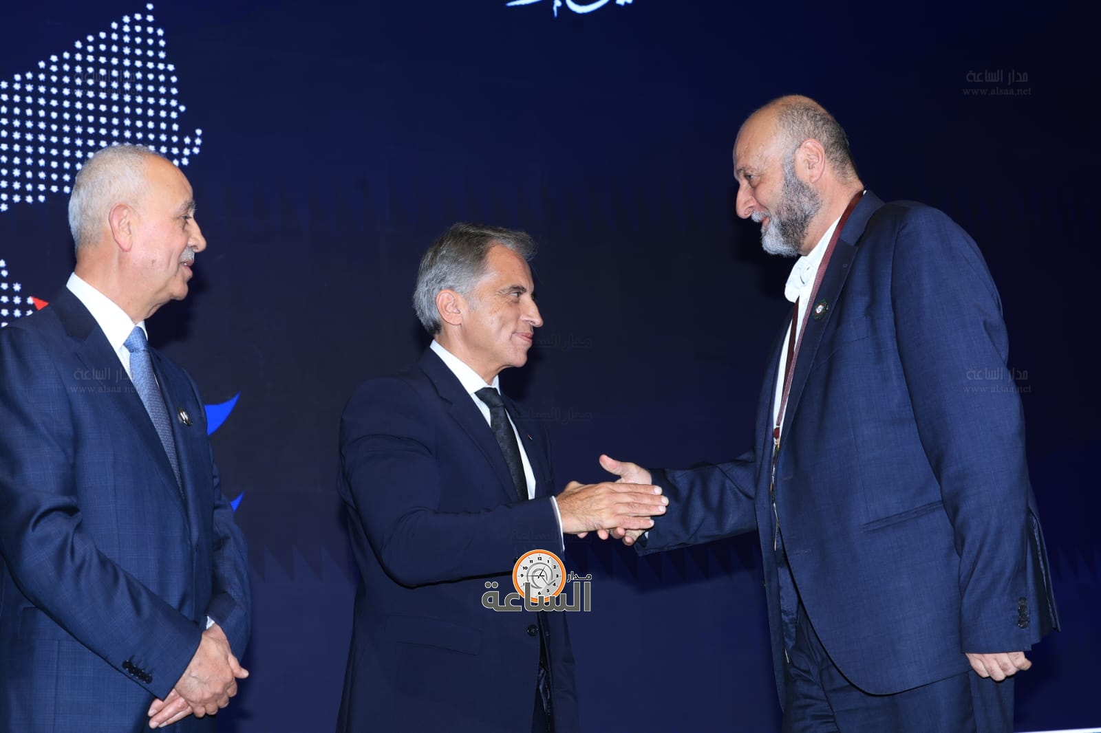 Madar Al-Saa Images 0.4693997830736628