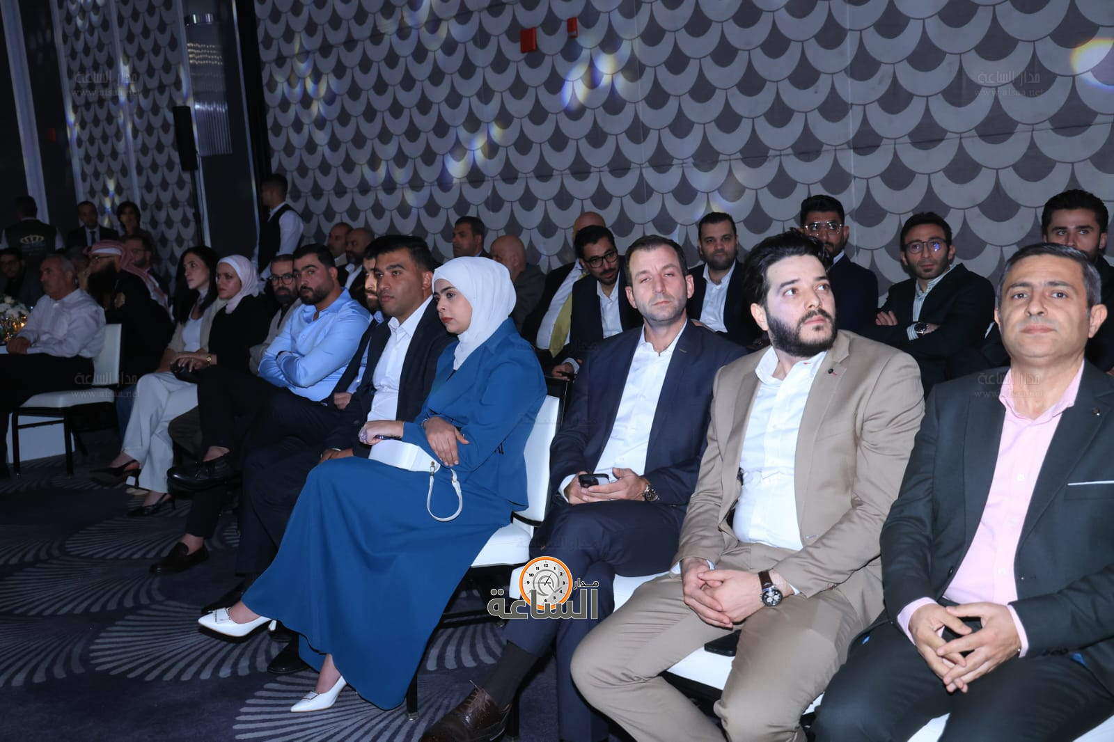 Madar Al-Saa Images 0.022486396095349748