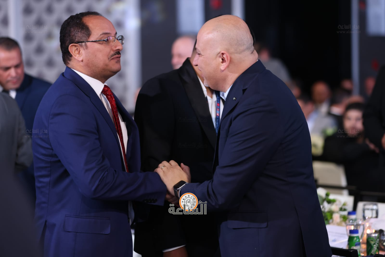 Madar Al-Saa Images 0.7265115621063788