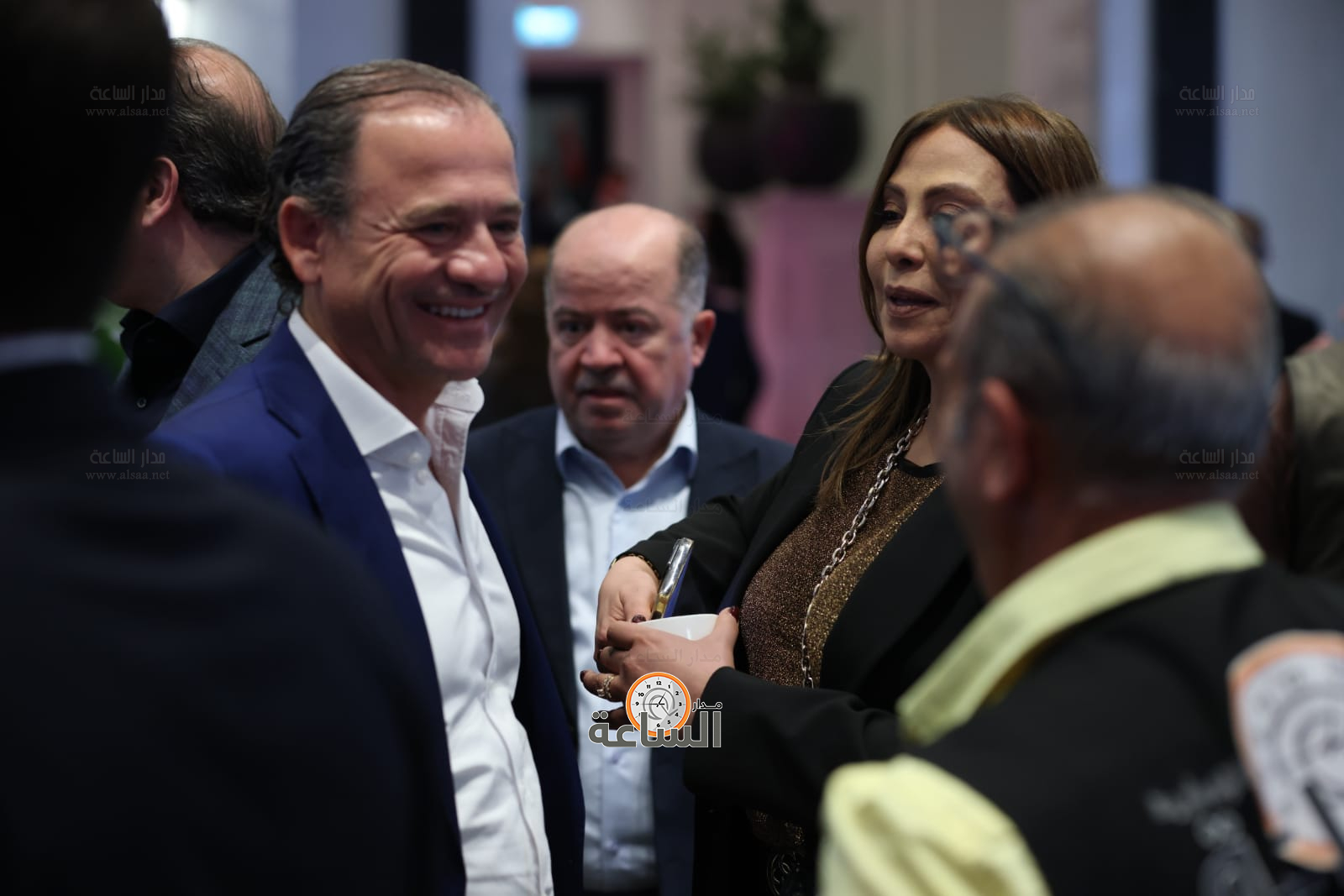 Madar Al-Saa Images 0.8108564522233048