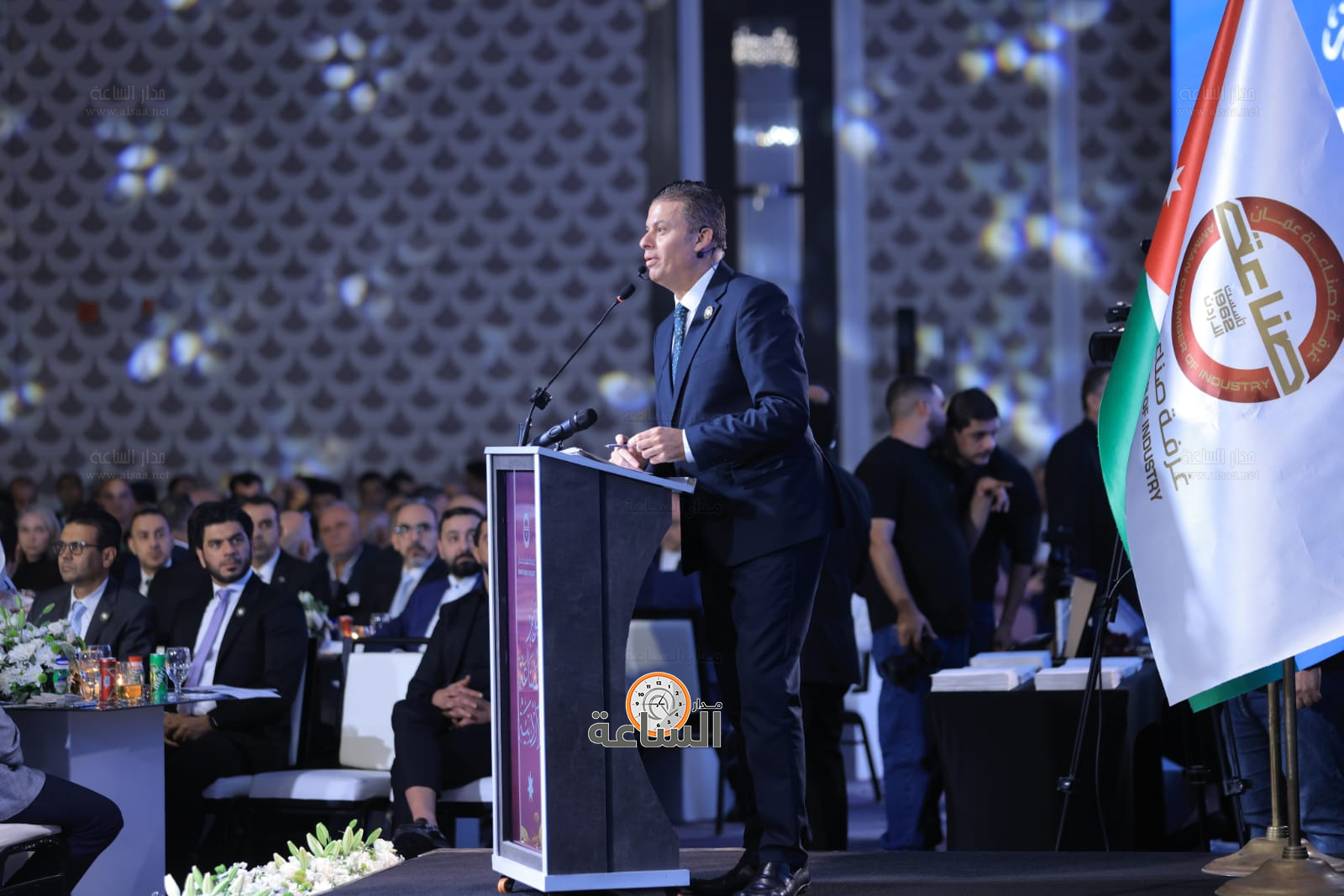 Madar Al-Saa Images 0.9932086569186421