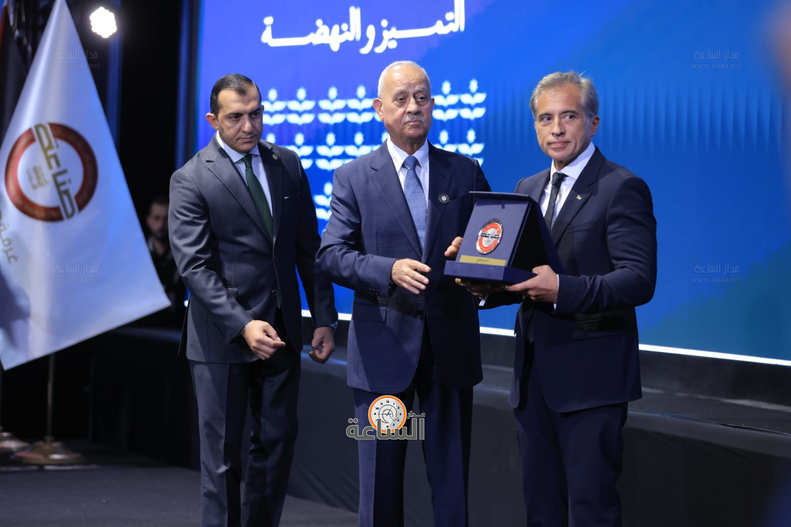 Madar Al-Saa Images 0.4433519935986342