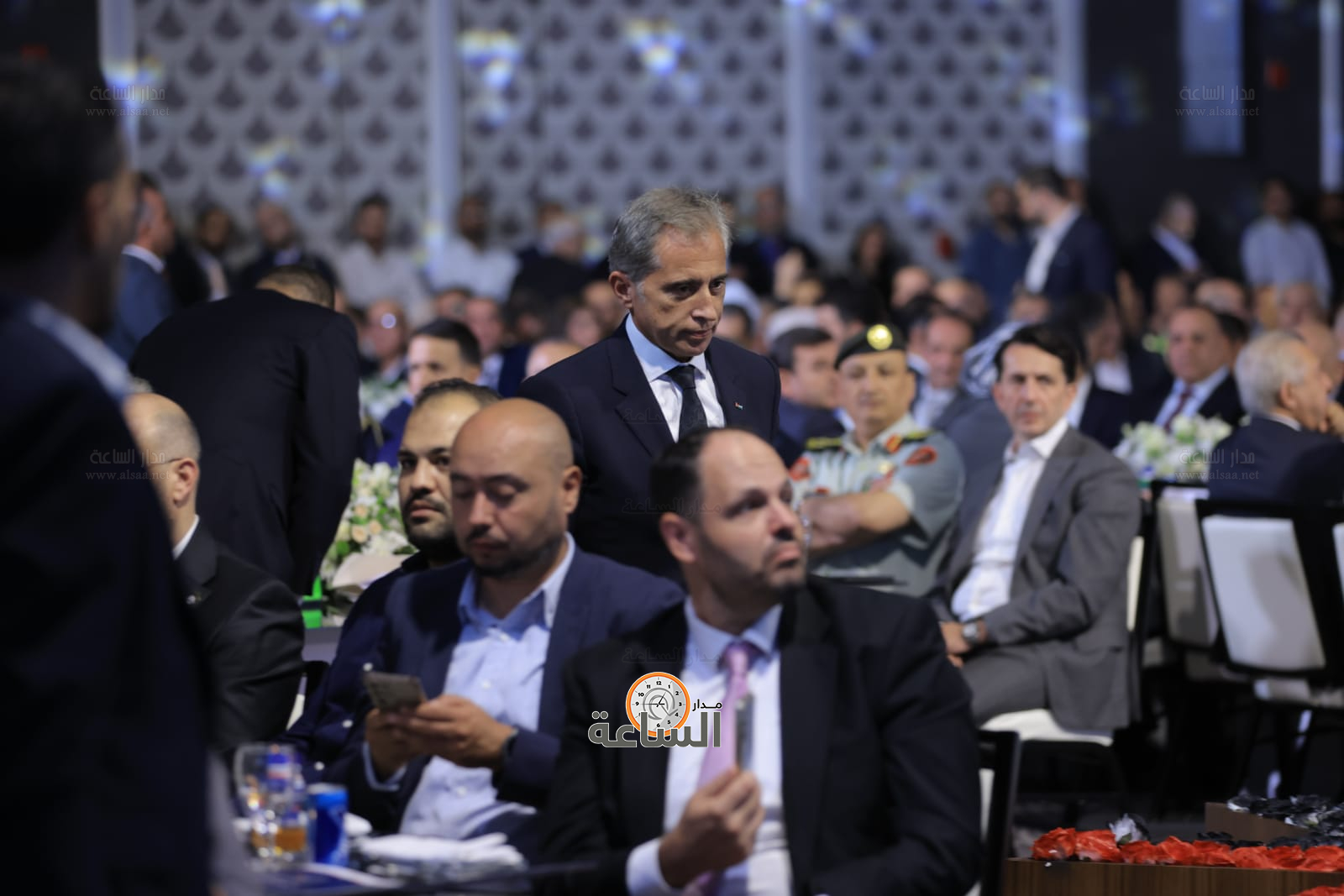 Madar Al-Saa Images 0.9289837844269472