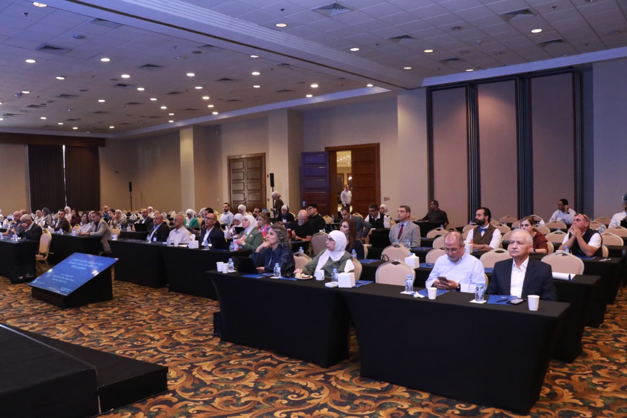 Madar Al-Saa Images 0.5995093753855154