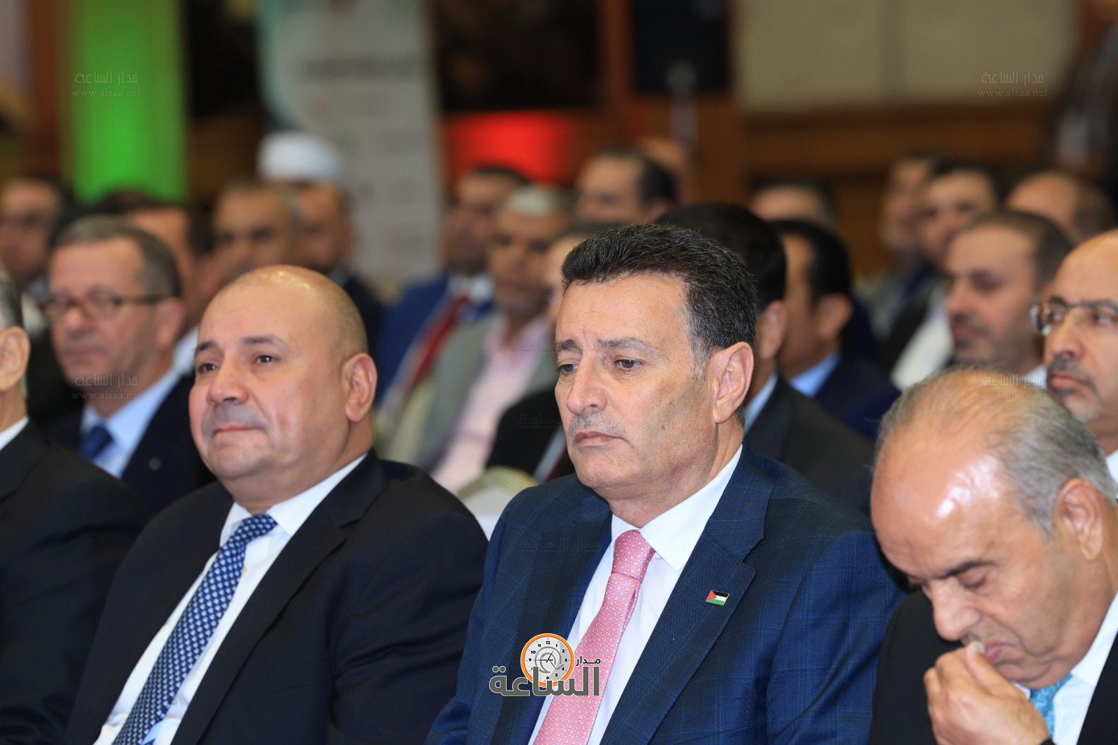 Madar Al-Saa Images 0.9952574287554521