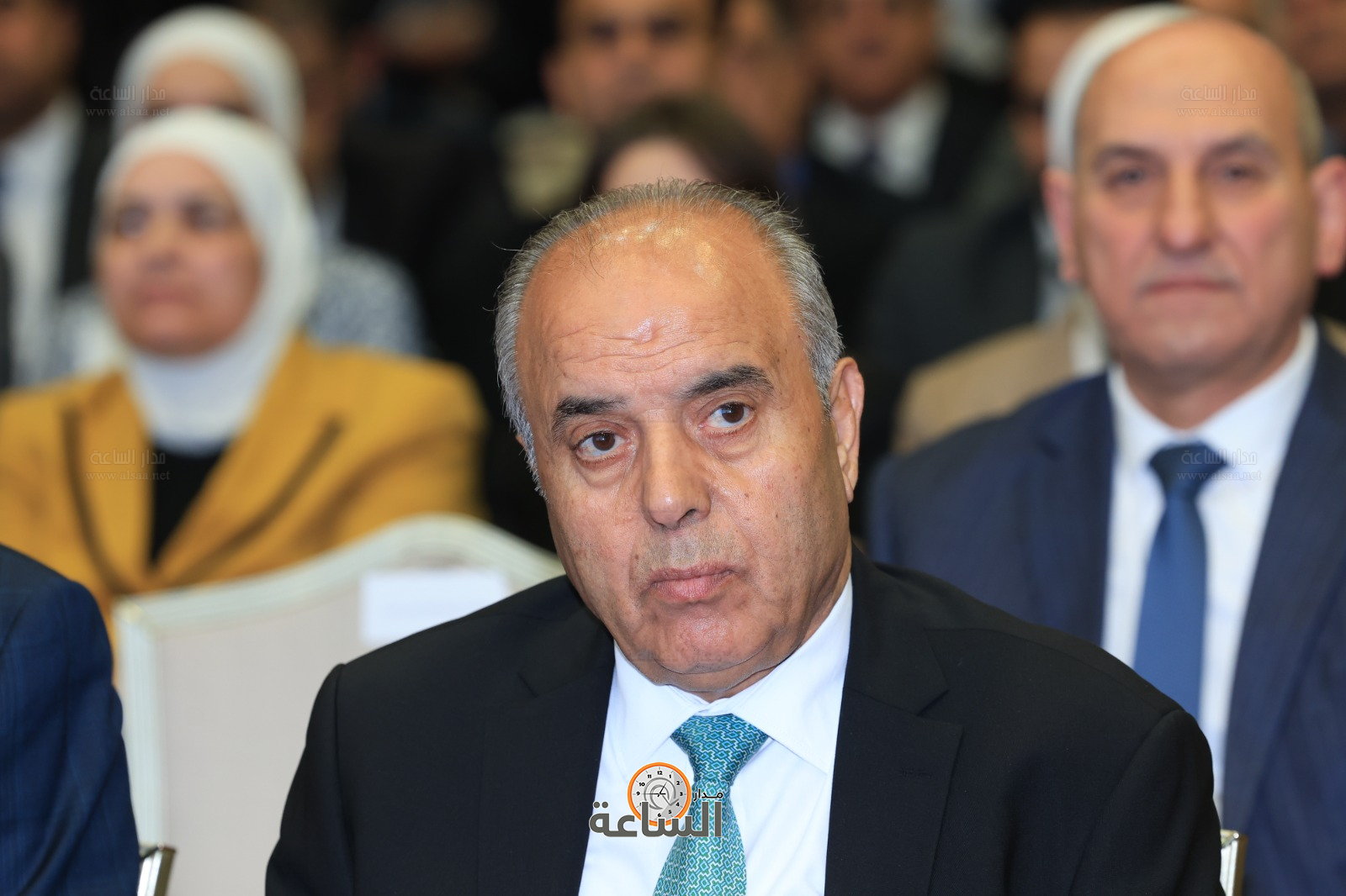 Madar Al-Saa Images 0.7917392359669058