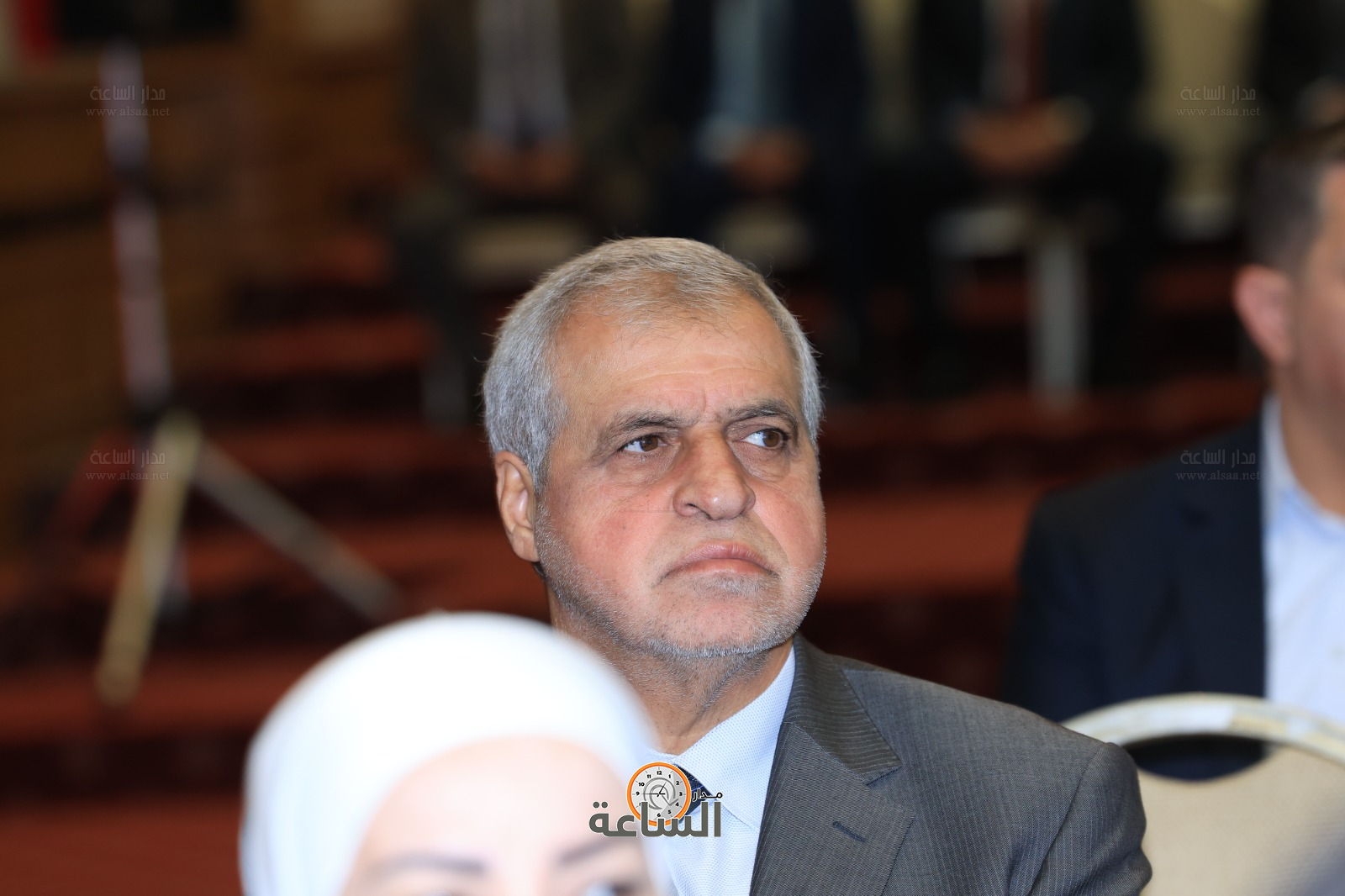 Madar Al-Saa Images 0.48495153341224984