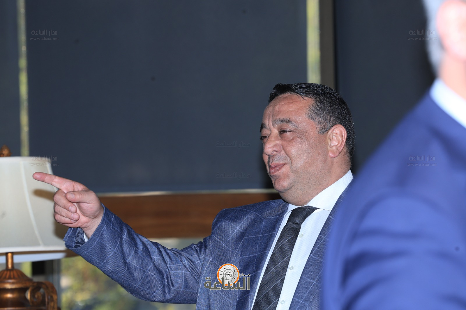 Madar Al-Saa Images 0.40136234915682434