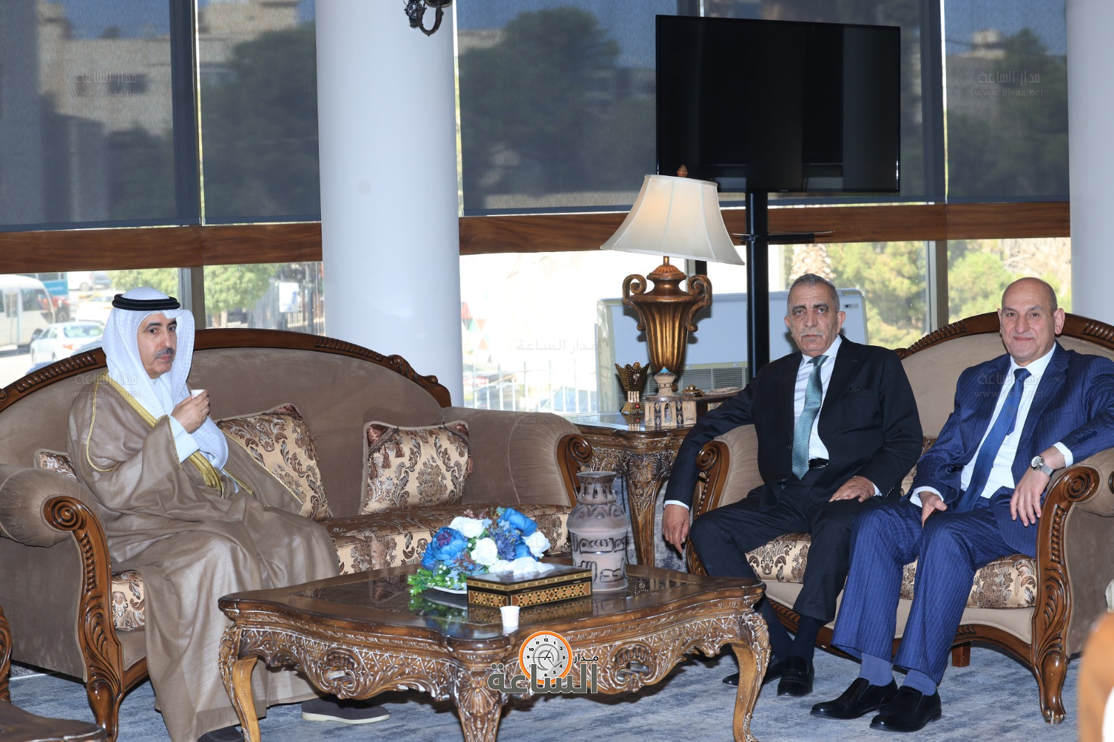 Madar Al-Saa Images 0.4633179348500771