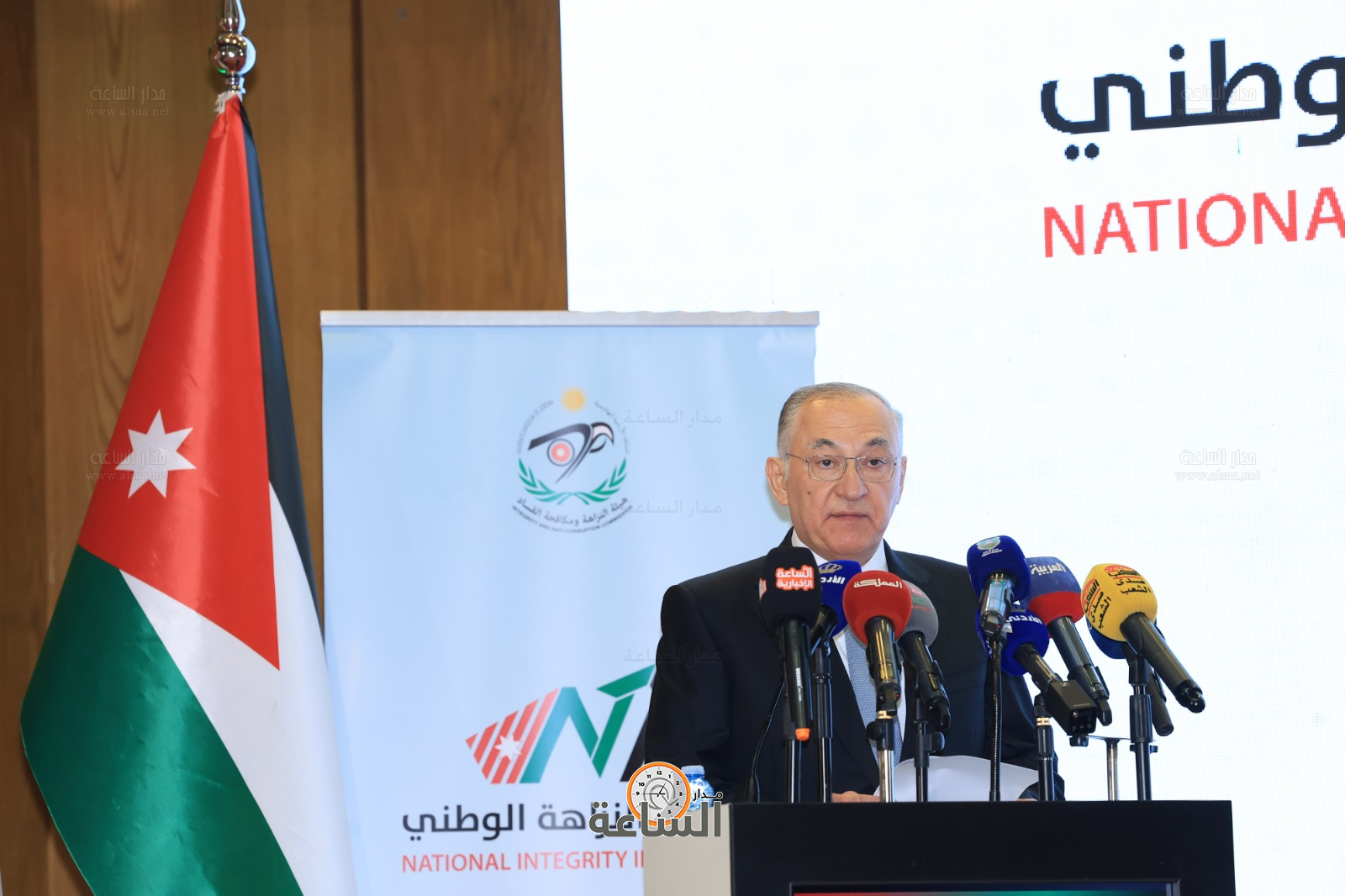 Madar Al-Saa Images 0.39267587938385295