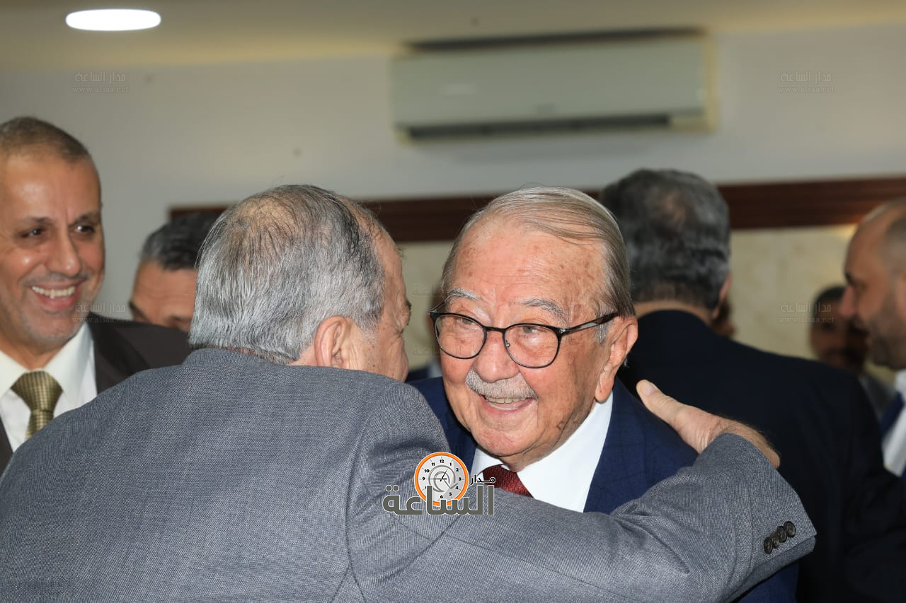 Madar Al-Saa Images 0.7309820502907662