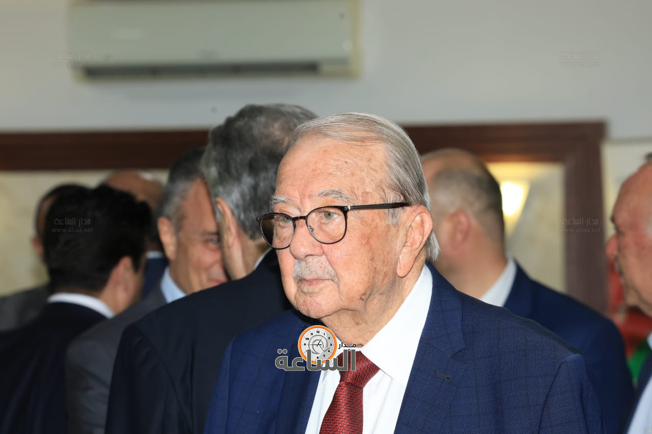 Madar Al-Saa Images 0.6192774818019297