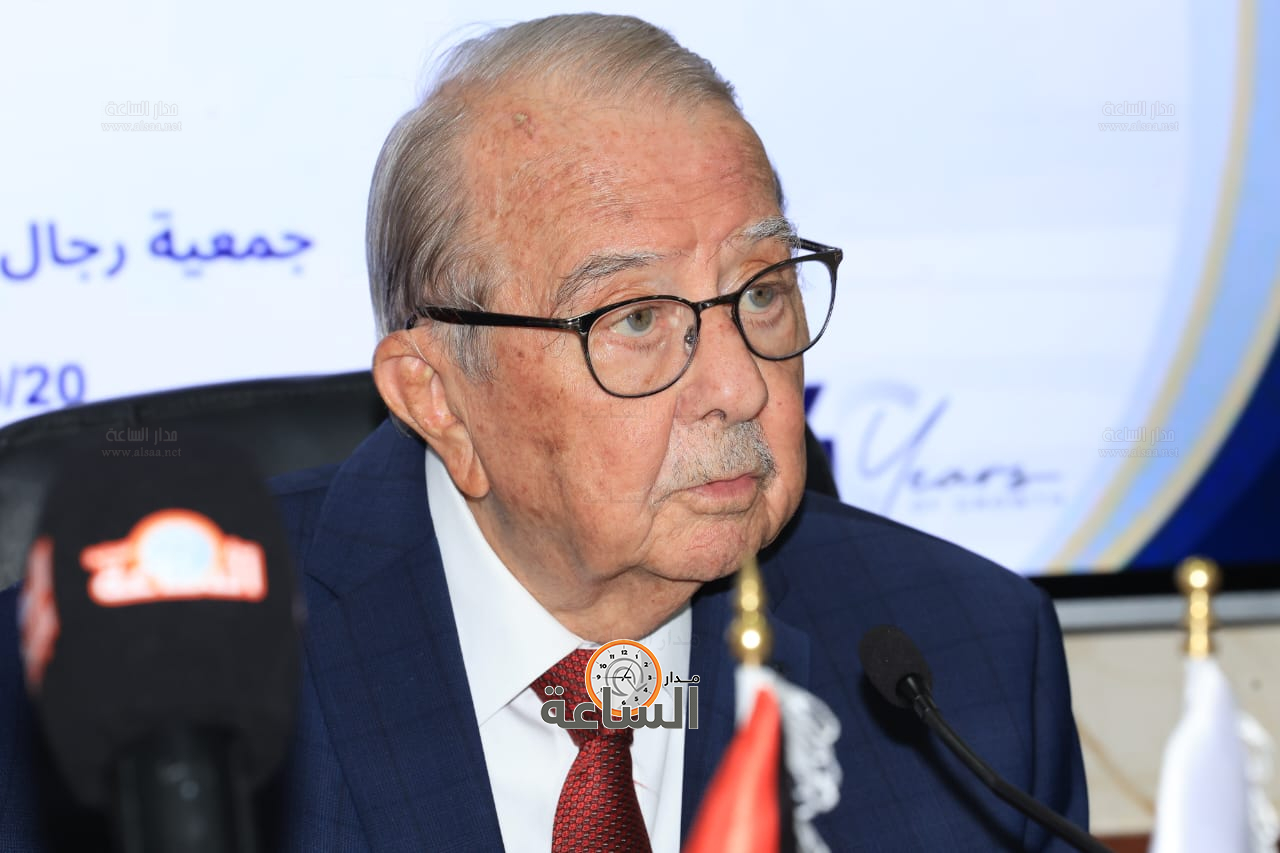 Madar Al-Saa Images 0.37032214292409416