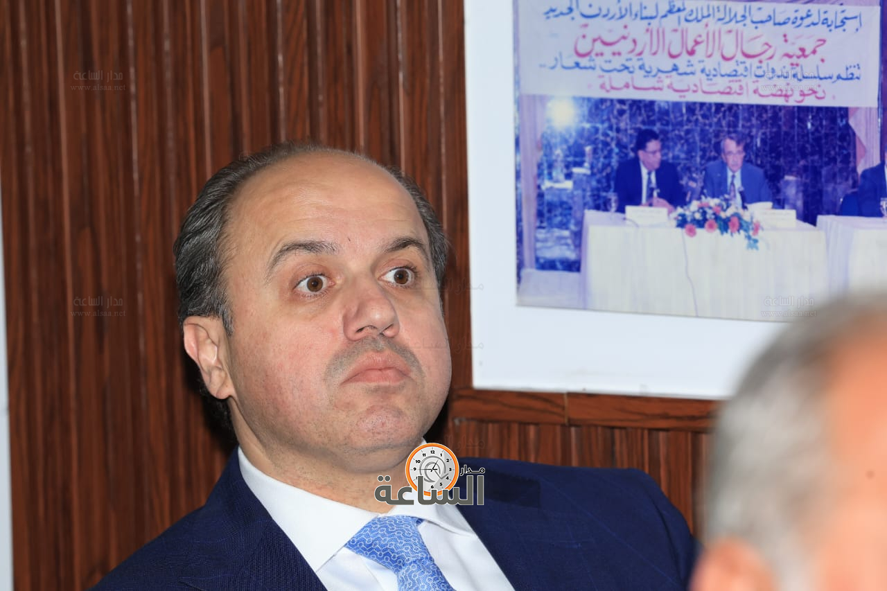 Madar Al-Saa Images 0.4016321489099297