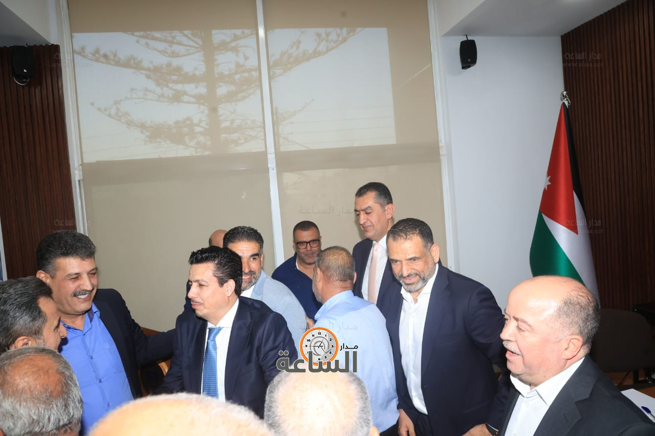 Madar Al-Saa Images 0.44639189202598517