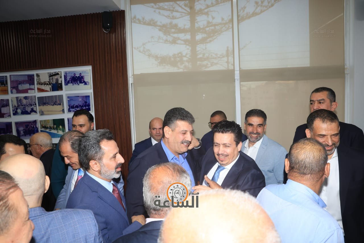 Madar Al-Saa Images 0.35112322924279615