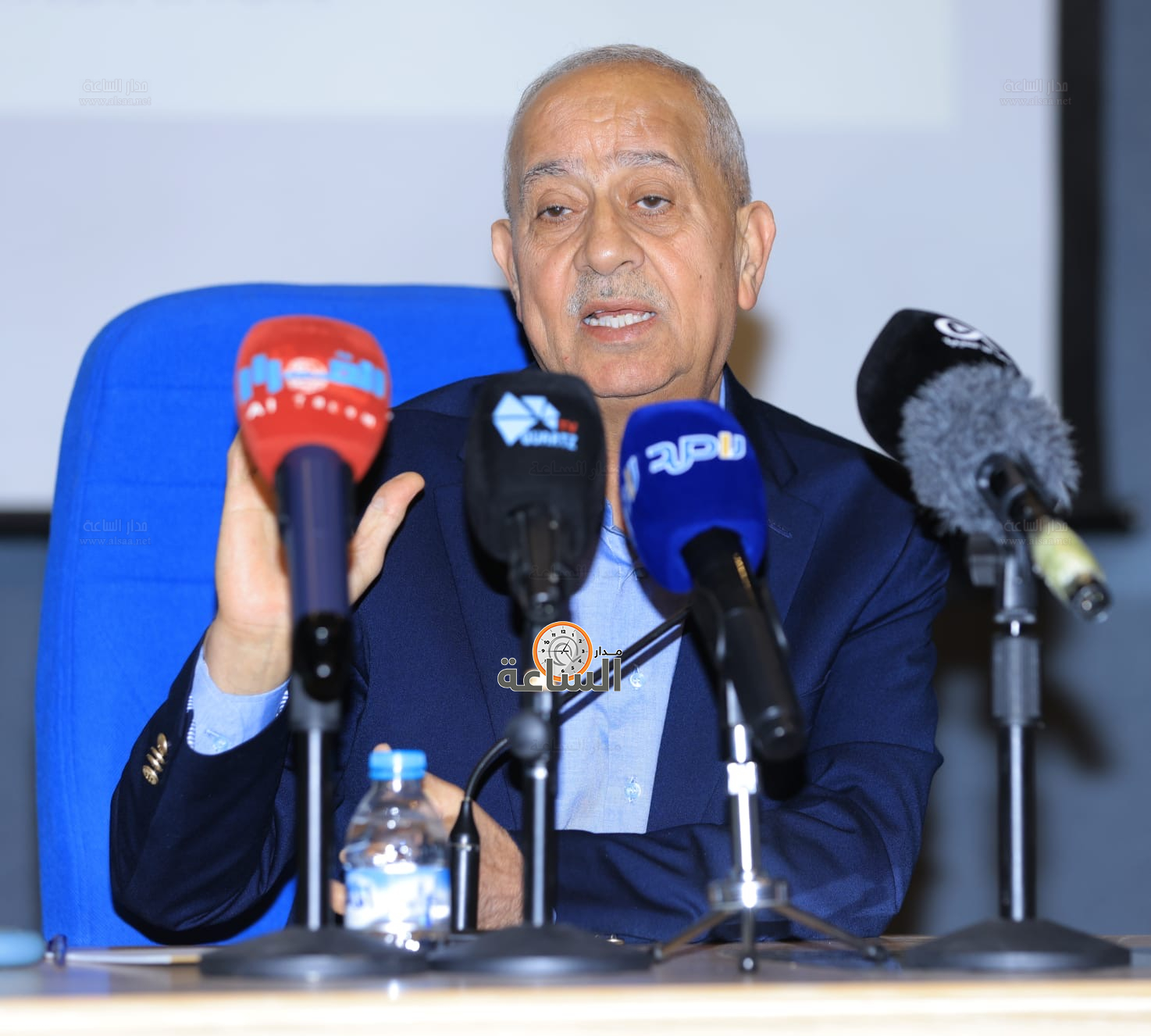 Madar Al-Saa Images 0.18433432885390666