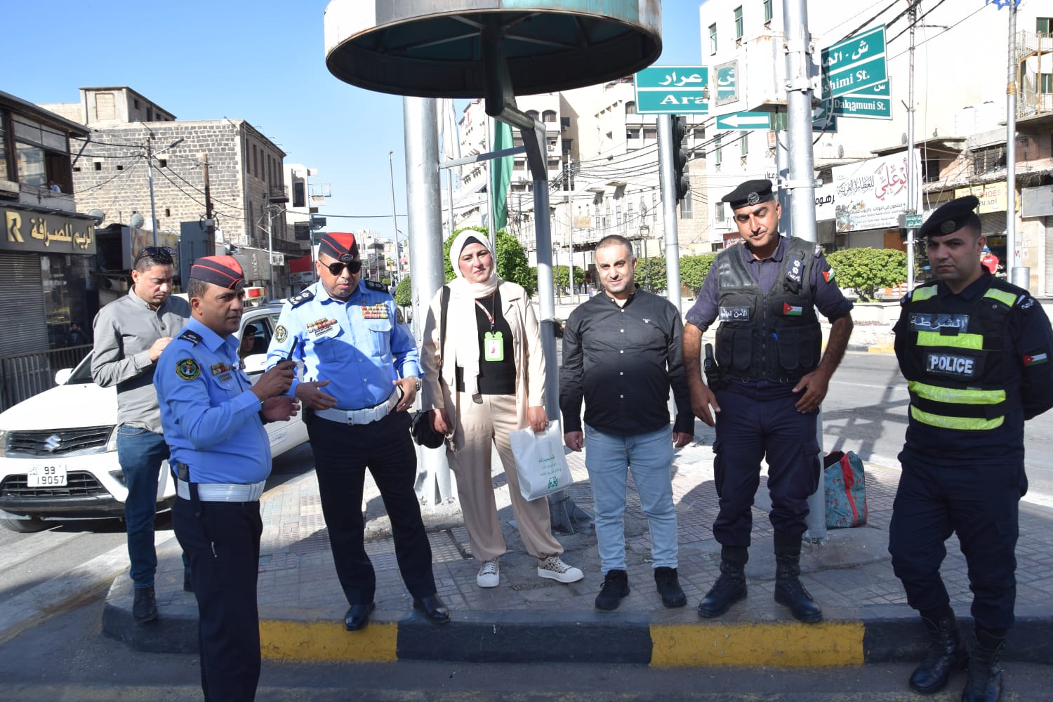 Madar Al-Saa Images 0.22075538647873028