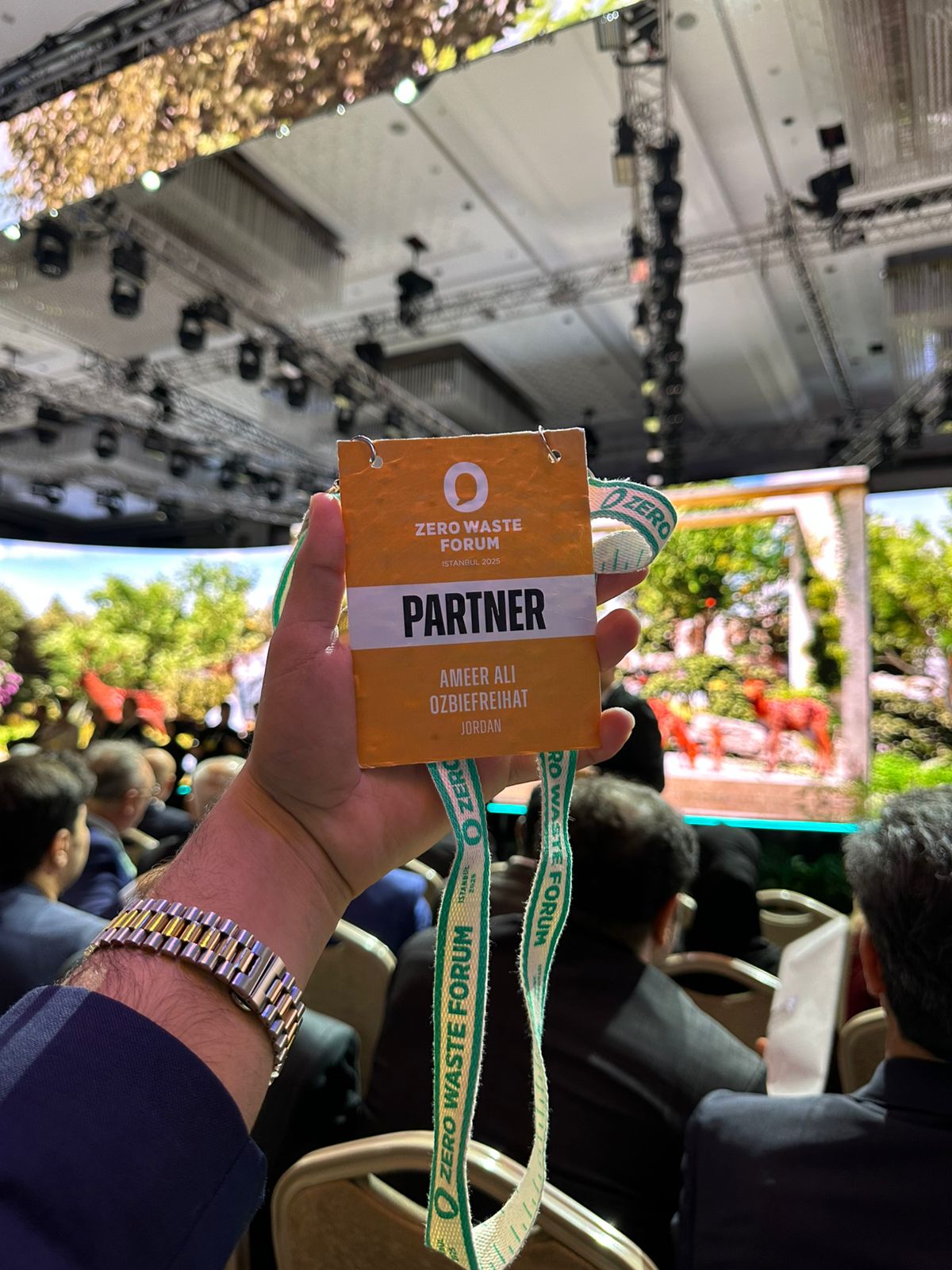 Madar Al-Saa Images 0.9512968602568558