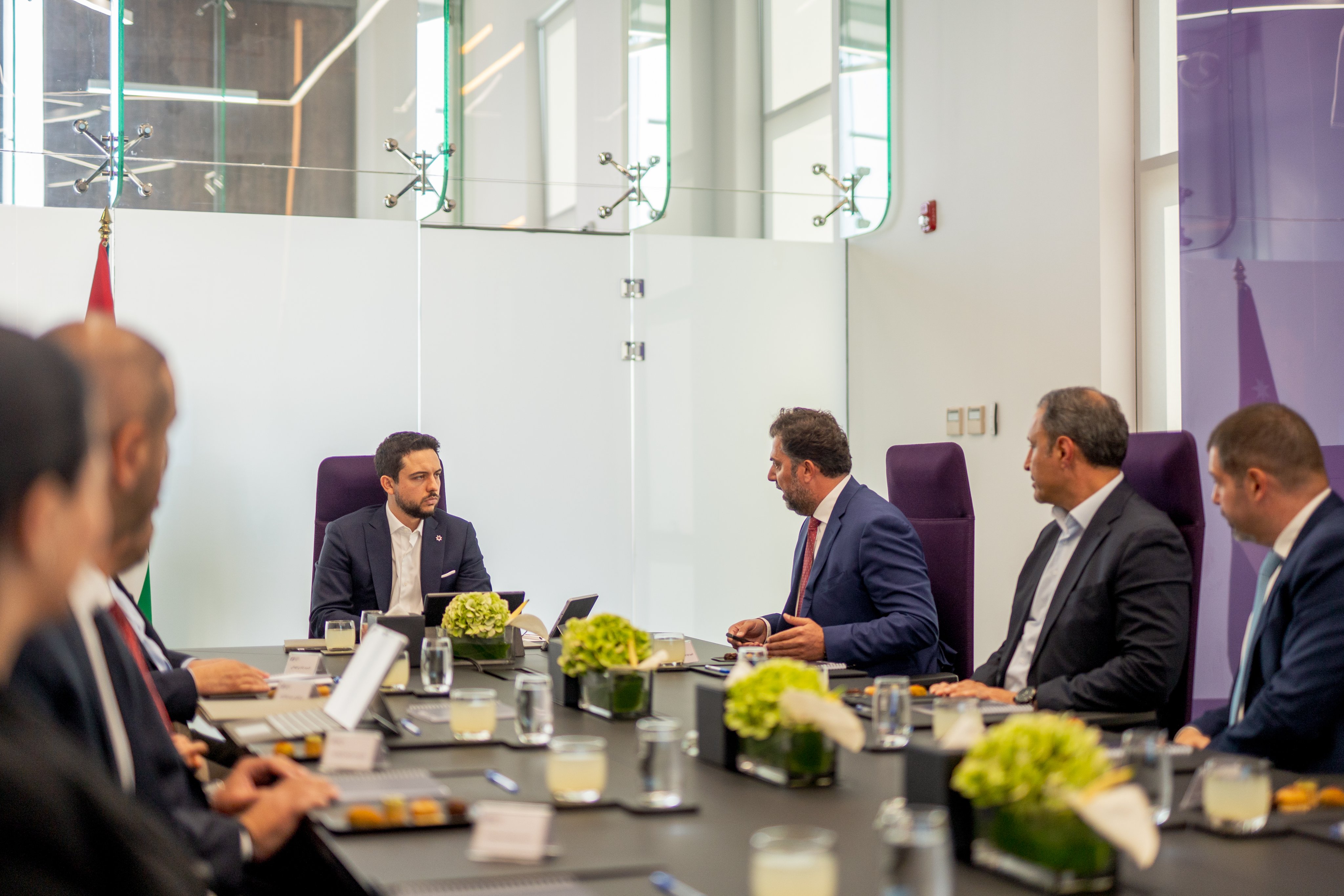 Madar Al-Saa Images 0.9360592740364077