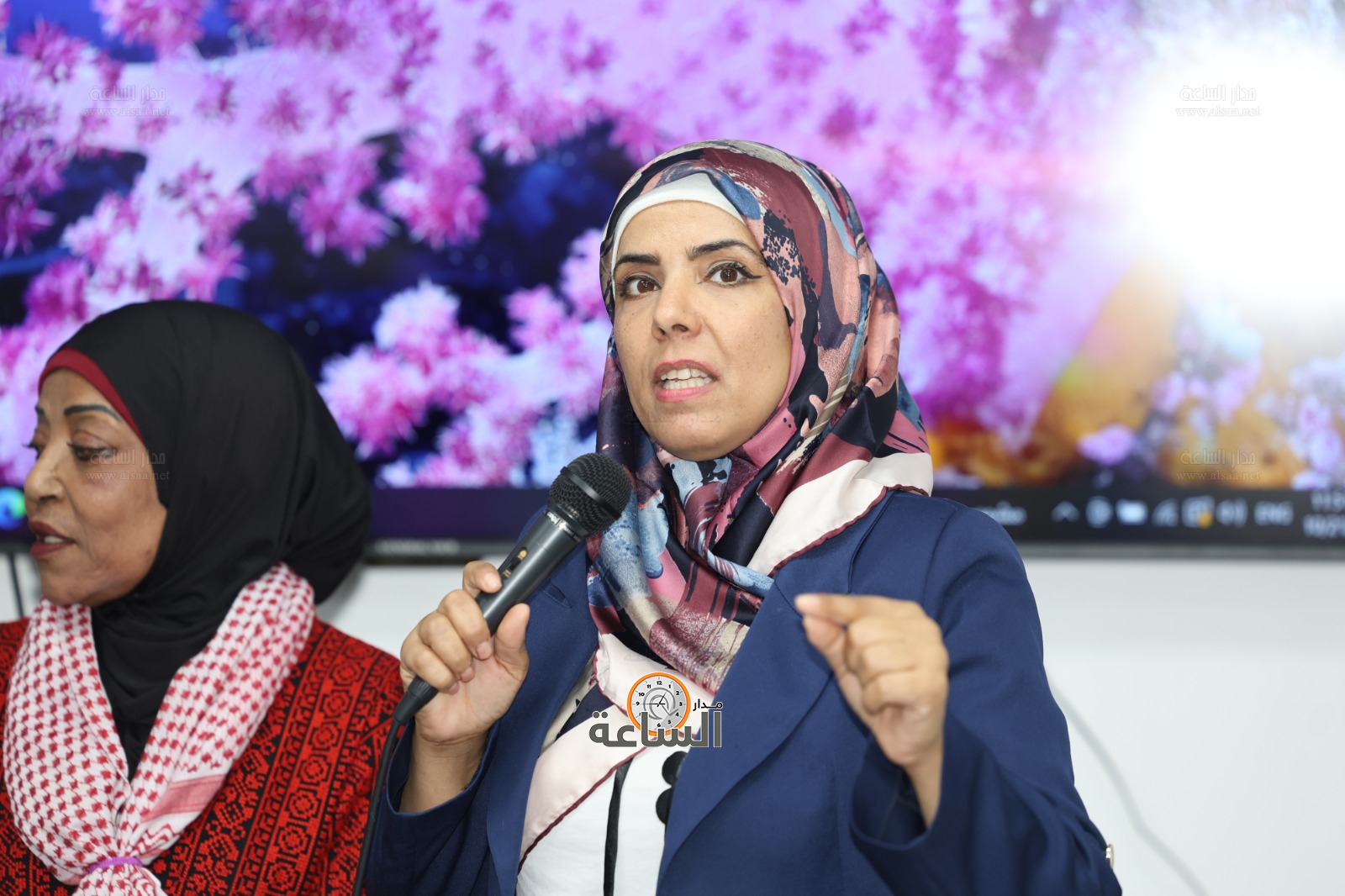 Madar Al-Saa Images 0.30550306628053947