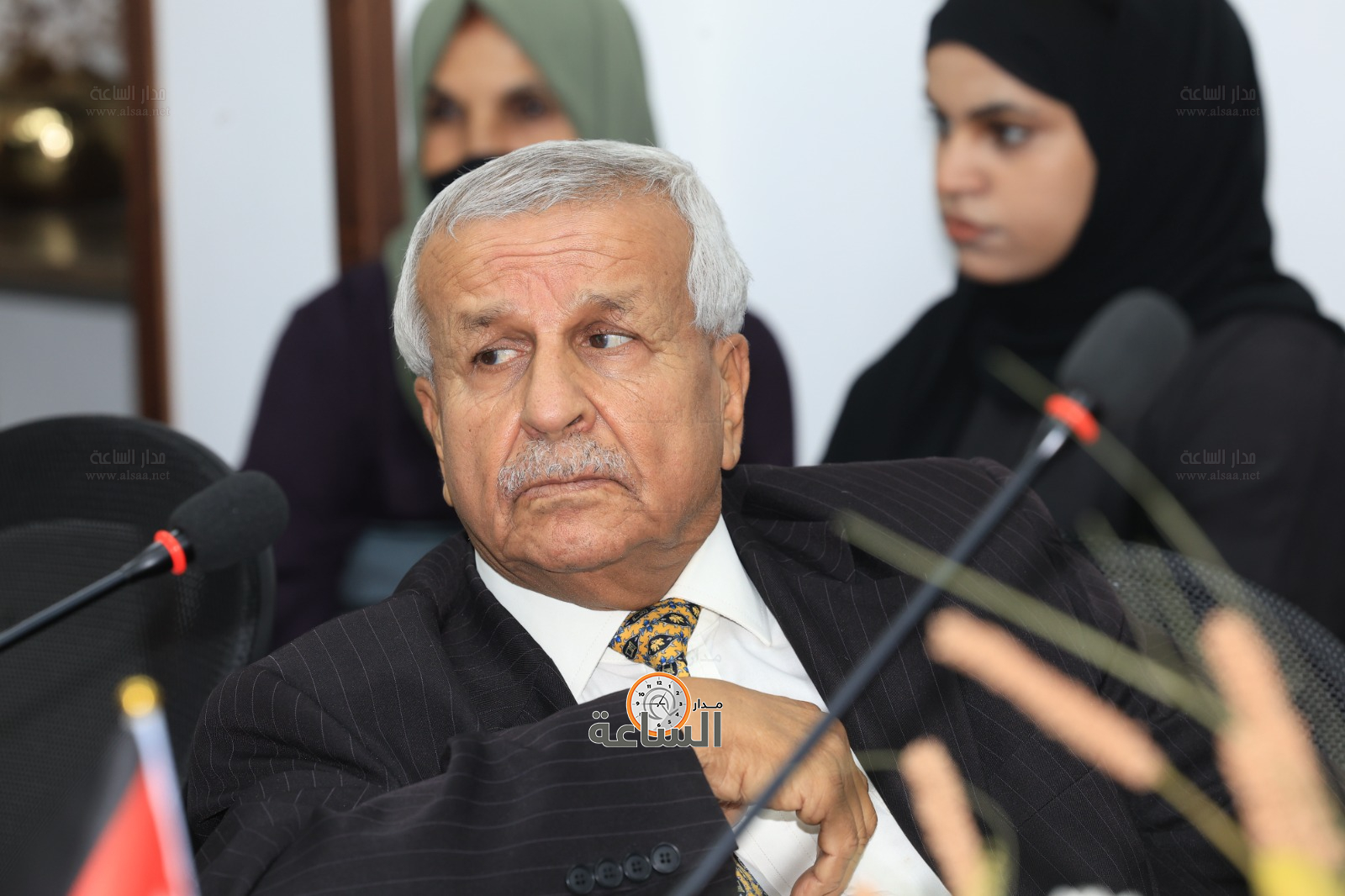 Madar Al-Saa Images 0.6527792730081373