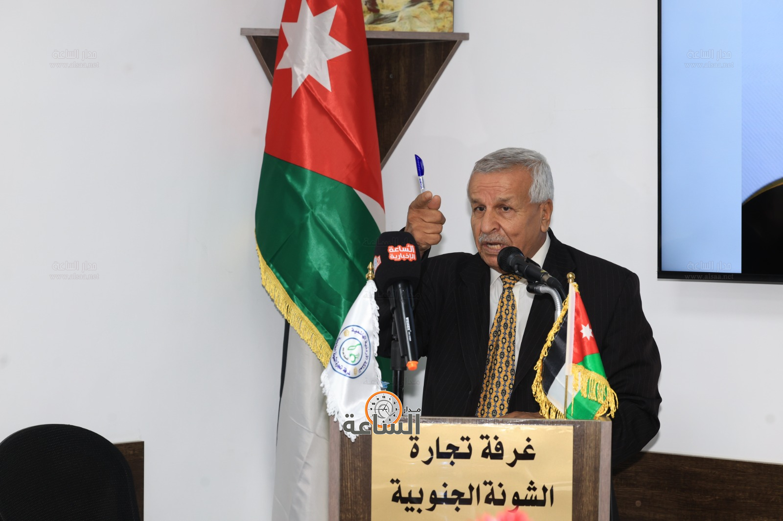 Madar Al-Saa Images 0.7007227498690222