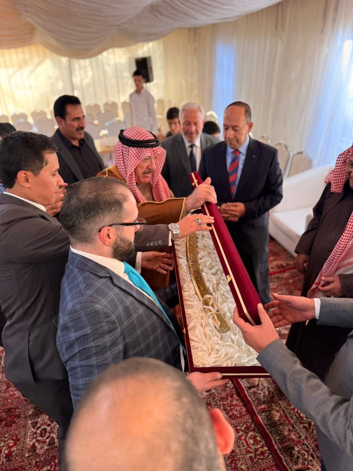 Madar Al-Saa Images 0.8057332961350864