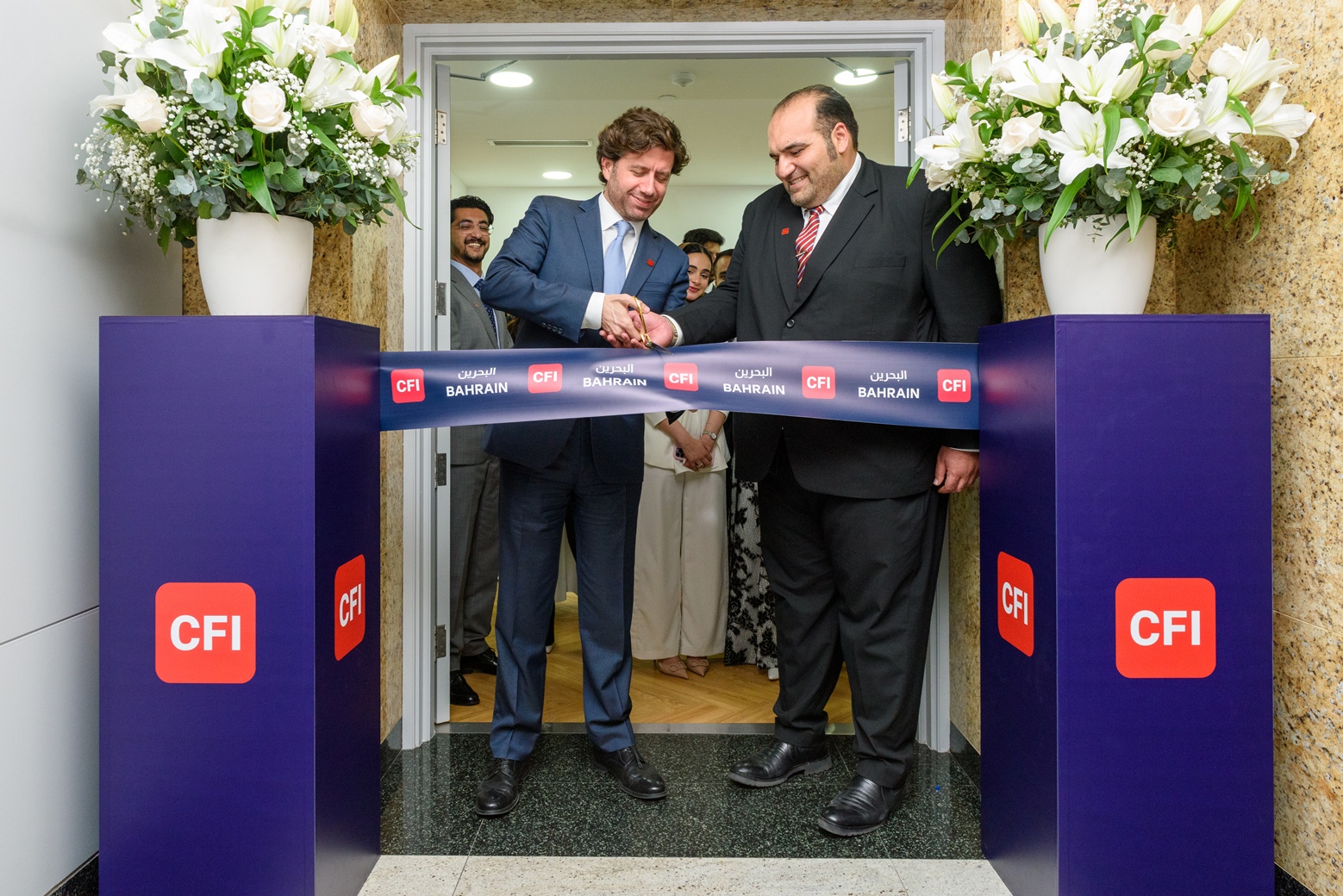 Madar Al-Saa Images 0.6058127785269324