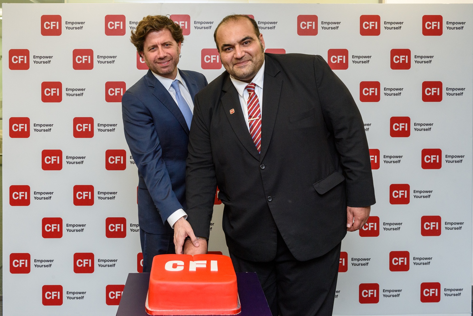 Madar Al-Saa Images 0.060701125175561366