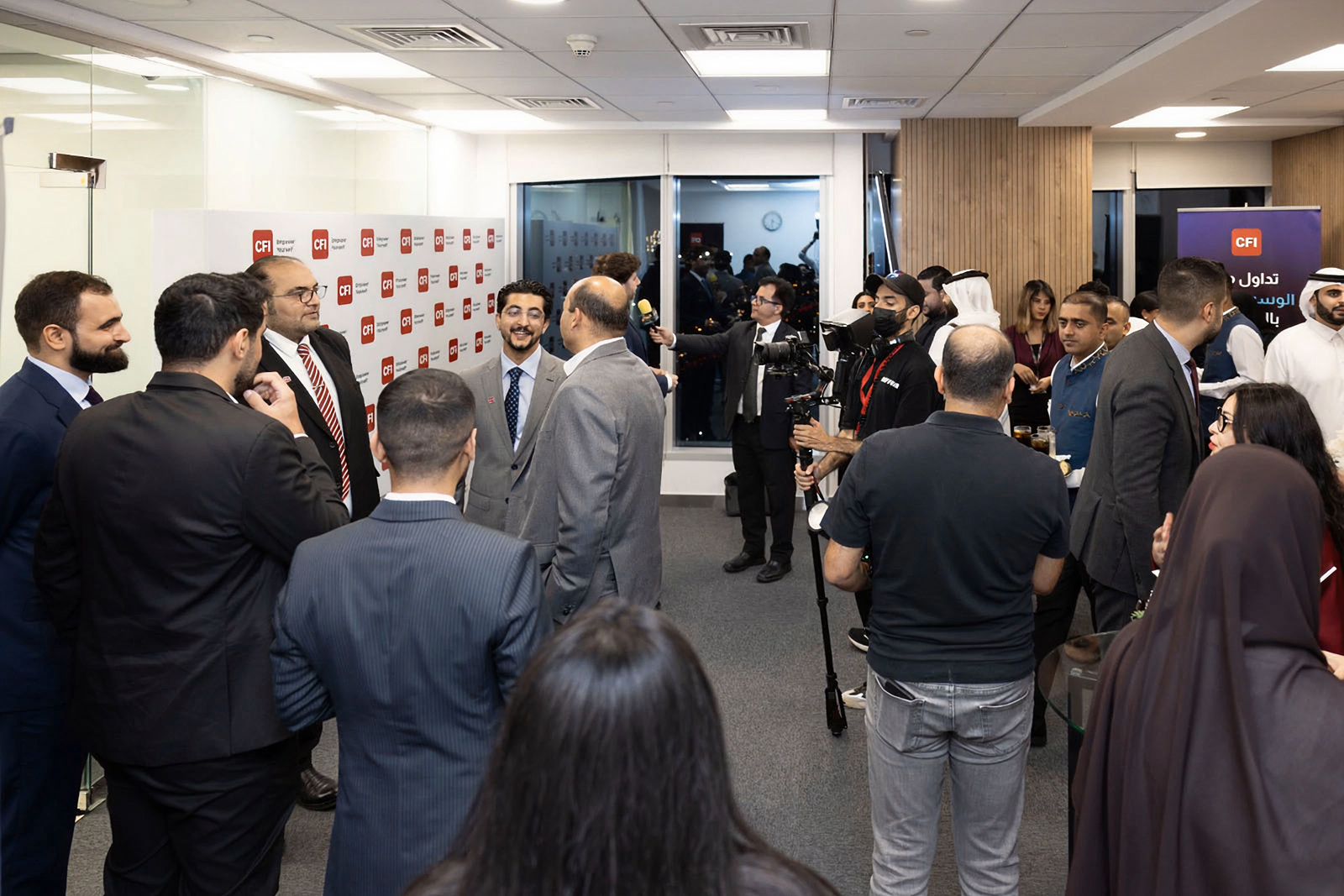 Madar Al-Saa Images 0.8388878416108198