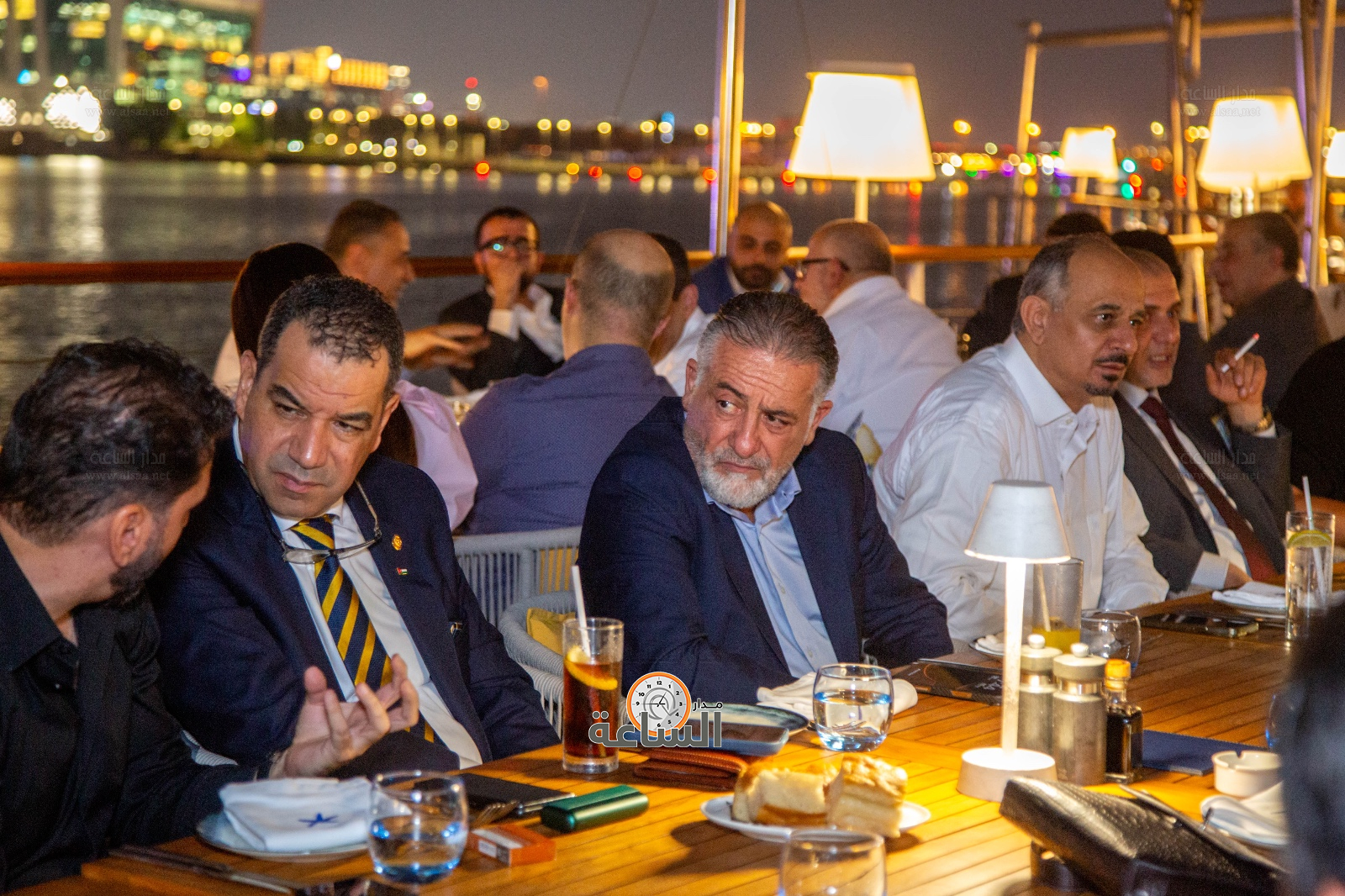 Madar Al-Saa Images 0.9774360687520982