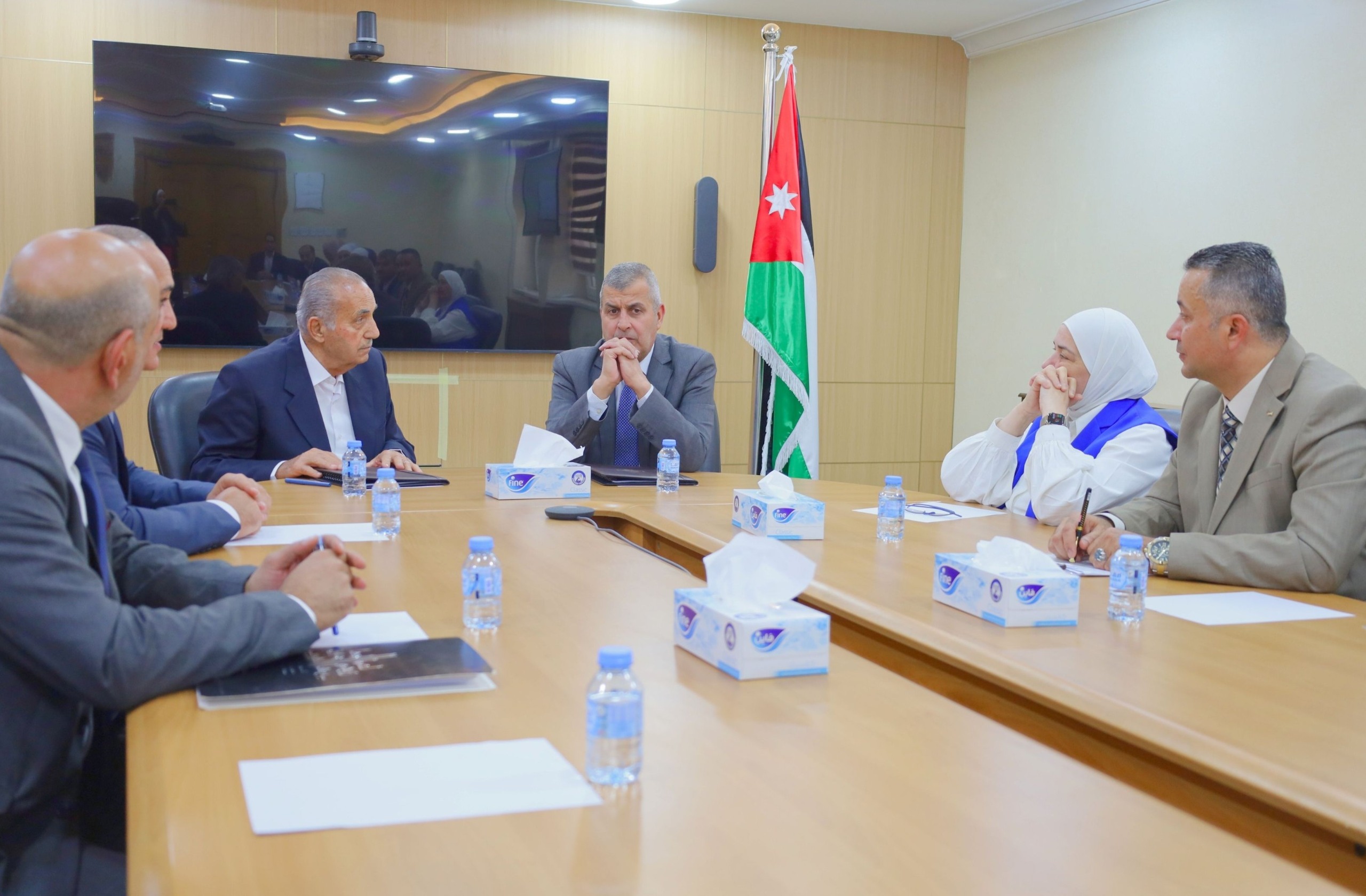 Madar Al-Saa Images 0.7224319806450501