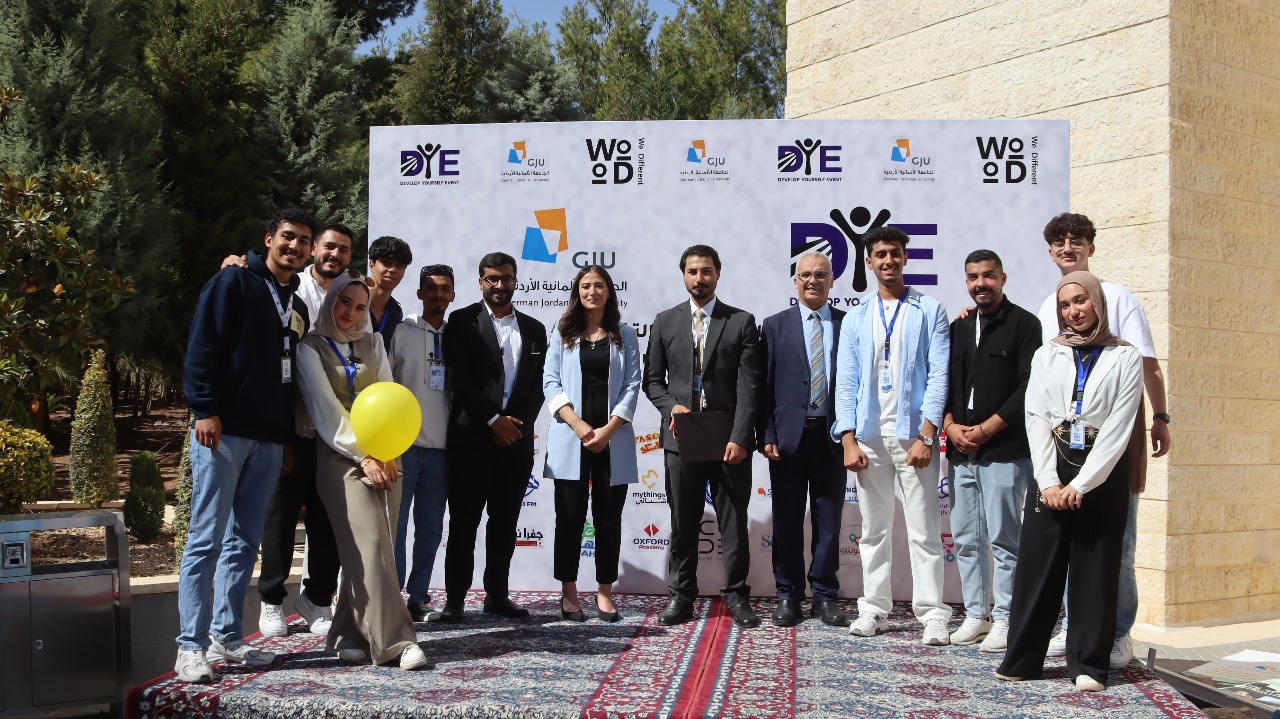 Madar Al-Saa Images 0.5938481048071536