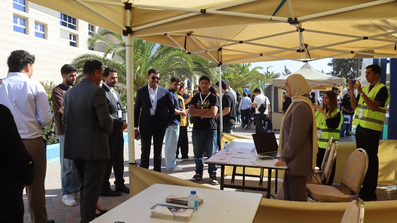 Madar Al-Saa Images 0.47455220812501675