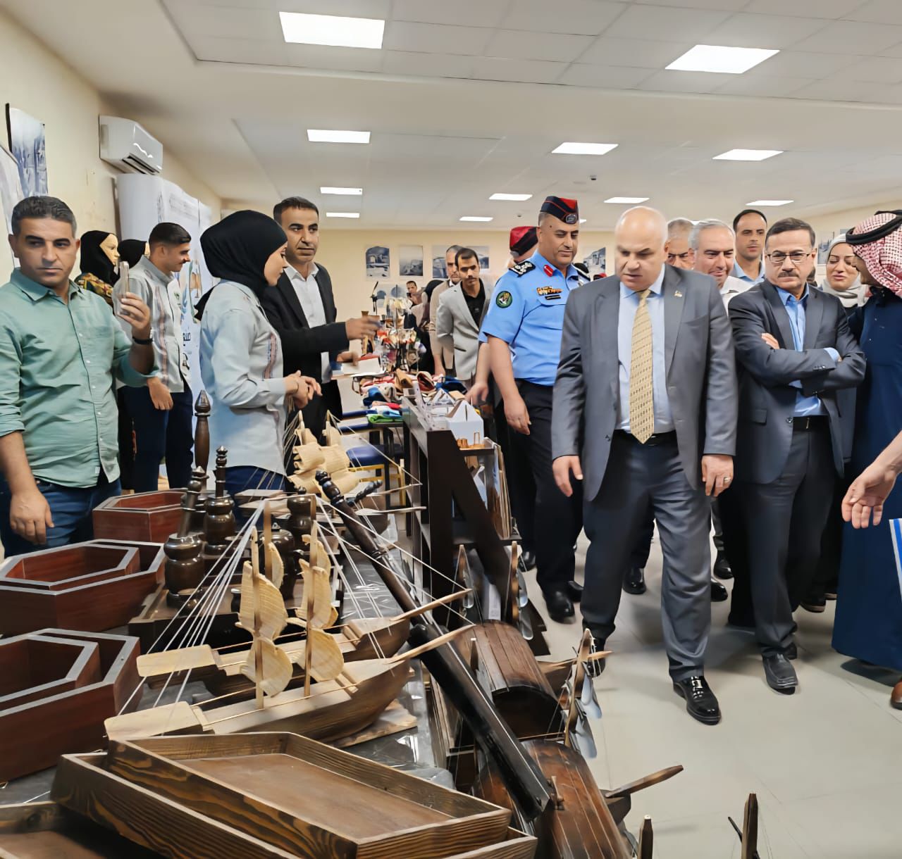 Madar Al-Saa Images 0.19194468106423268