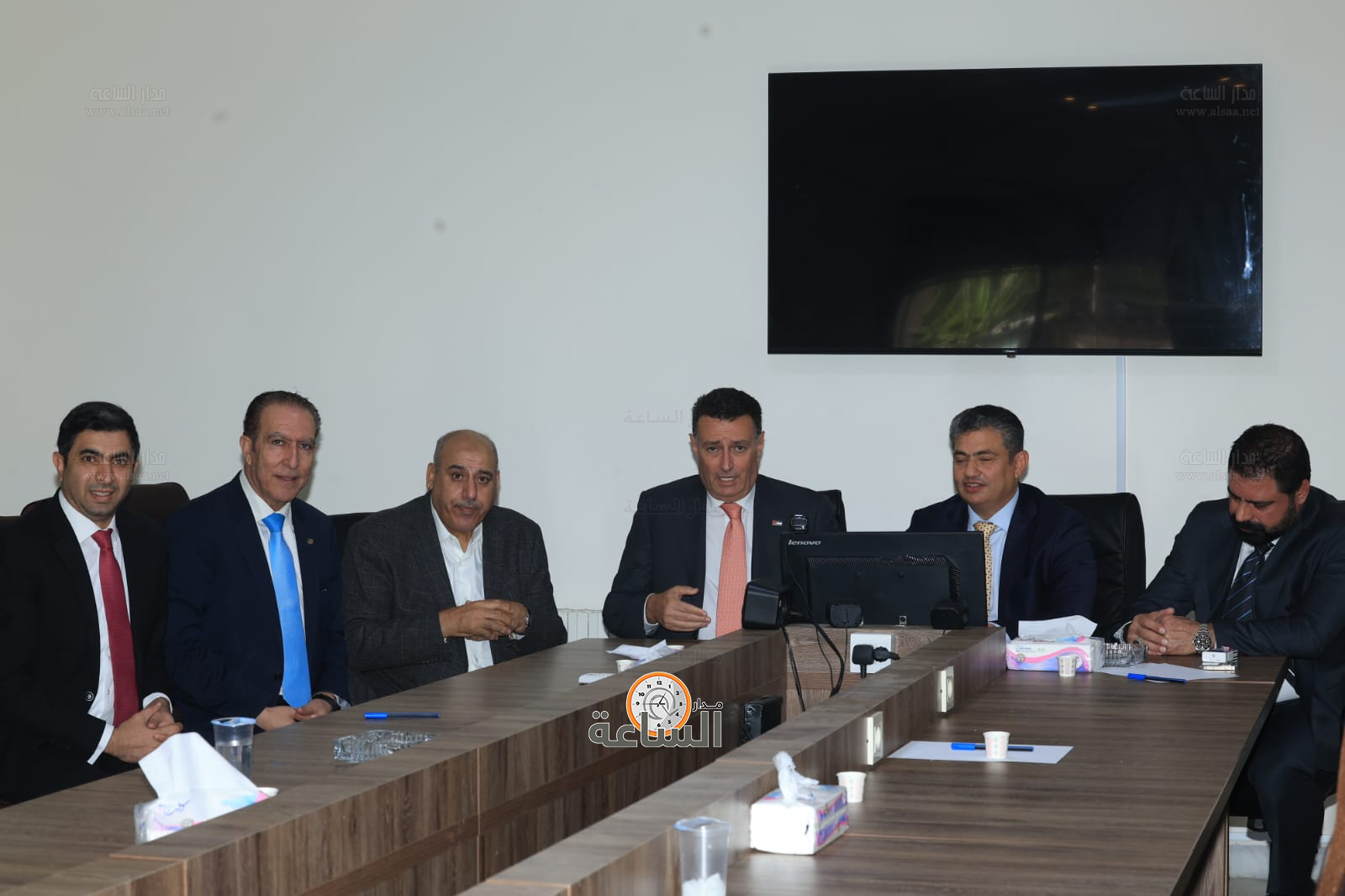 Madar Al-Saa Images 0.5755536185895408