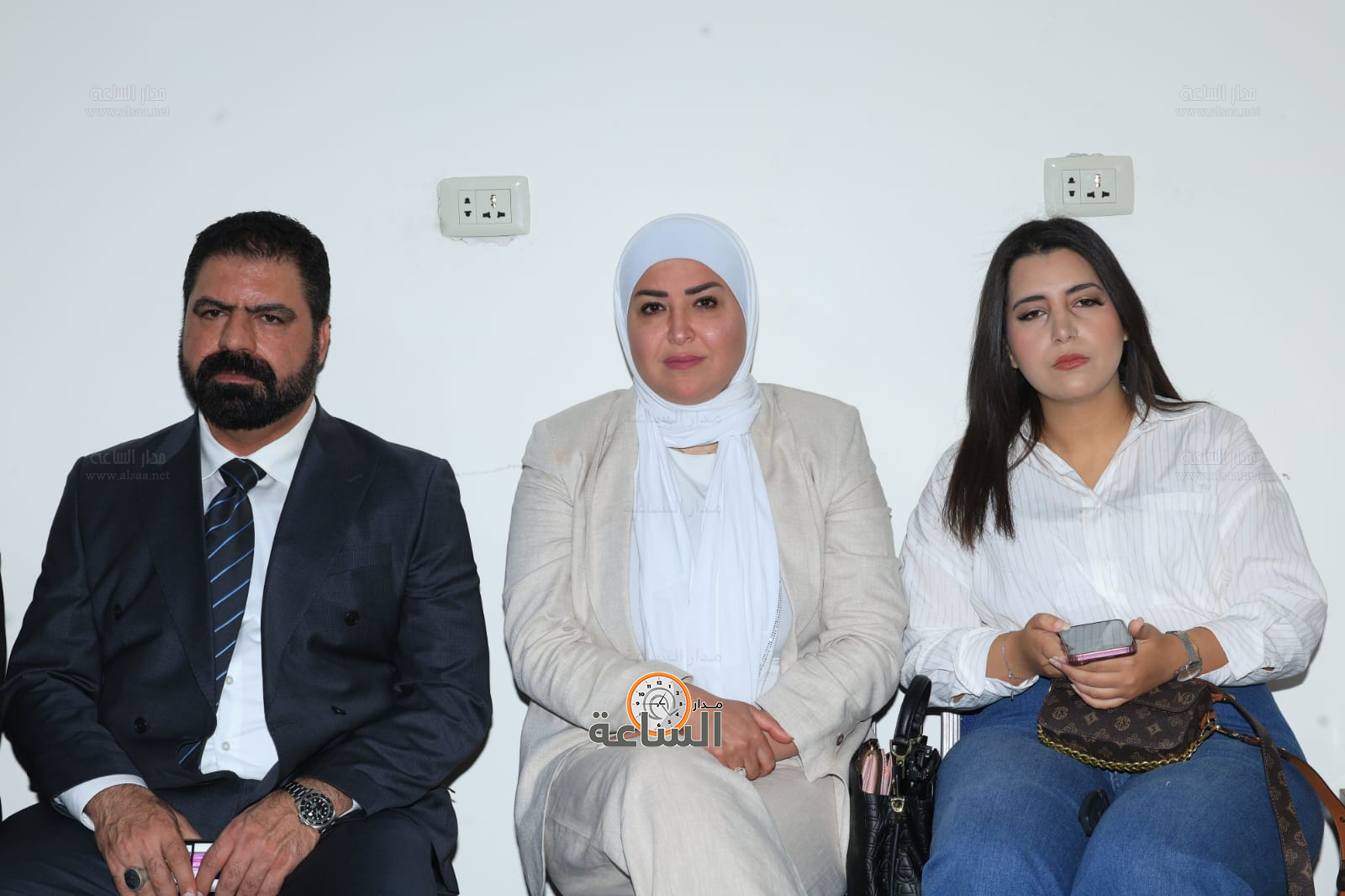 Madar Al-Saa Images 0.5245399299662127