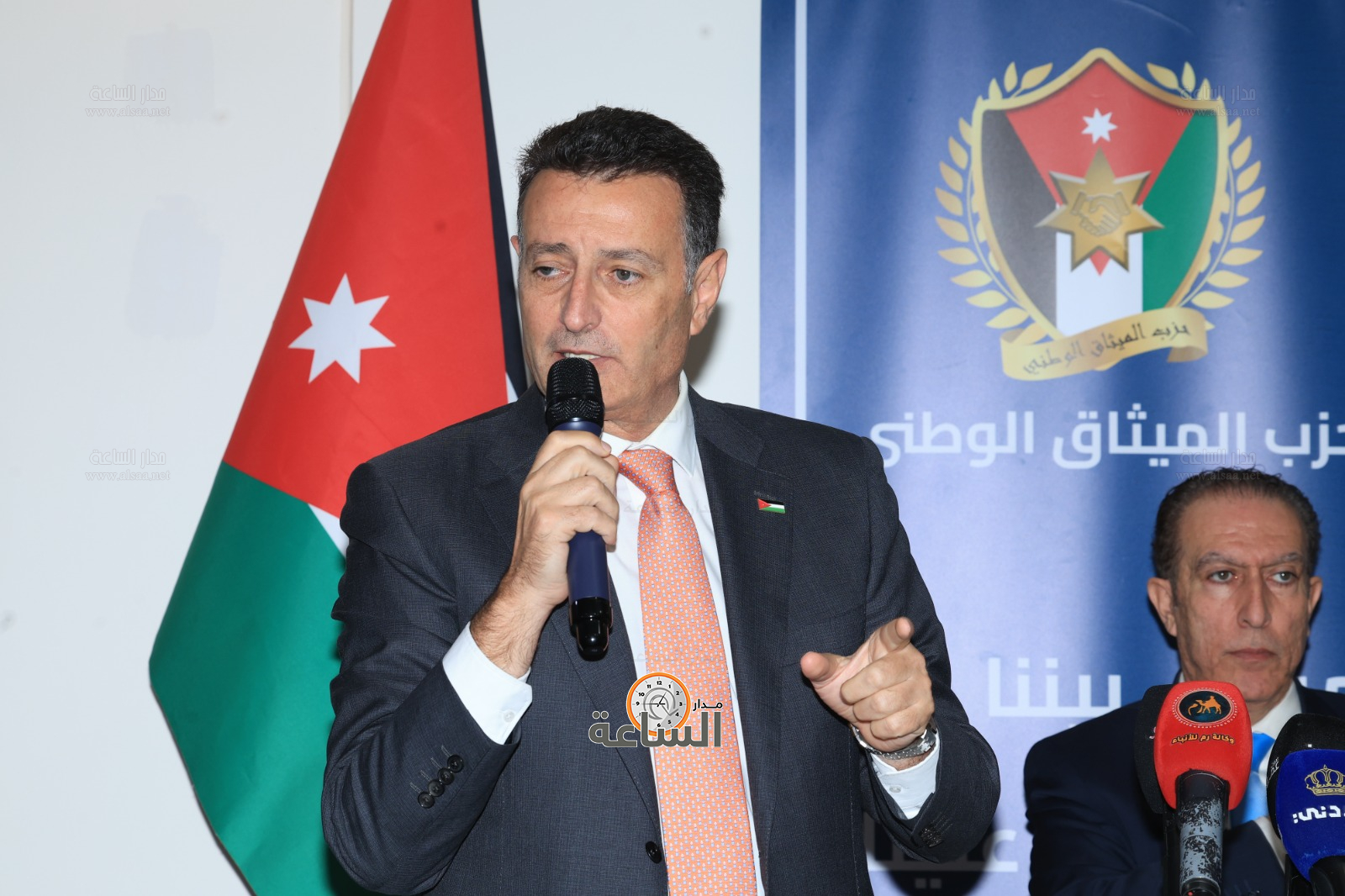 Madar Al-Saa Images 0.7762147193262829