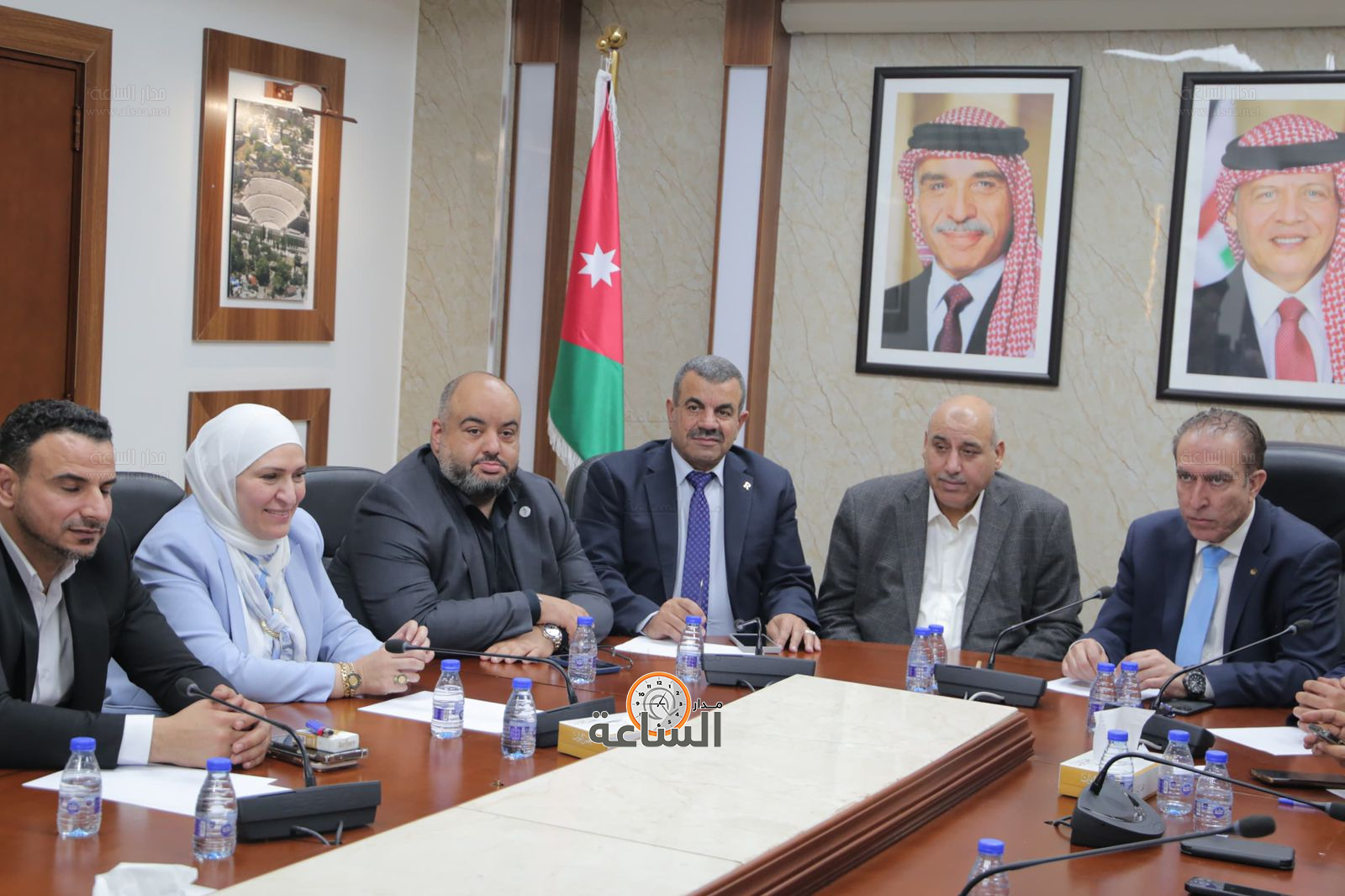 Madar Al-Saa Images 0.5305255732862252