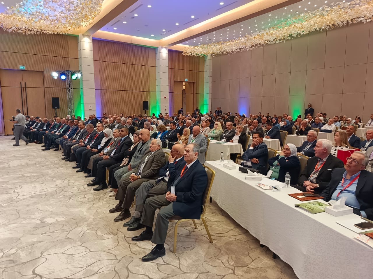 Madar Al-Saa Images 0.08488565768922929