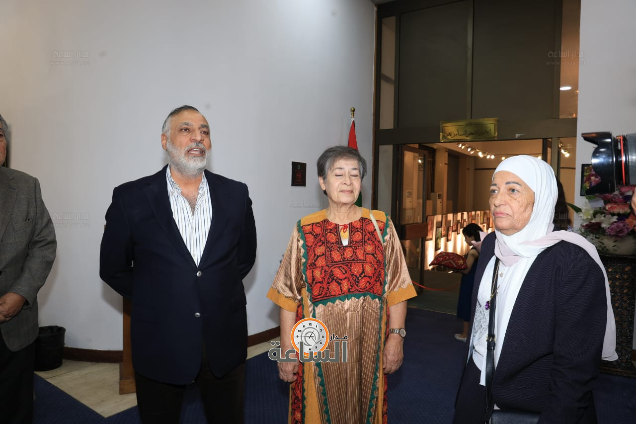 Madar Al-Saa Images 0.7135159027994105